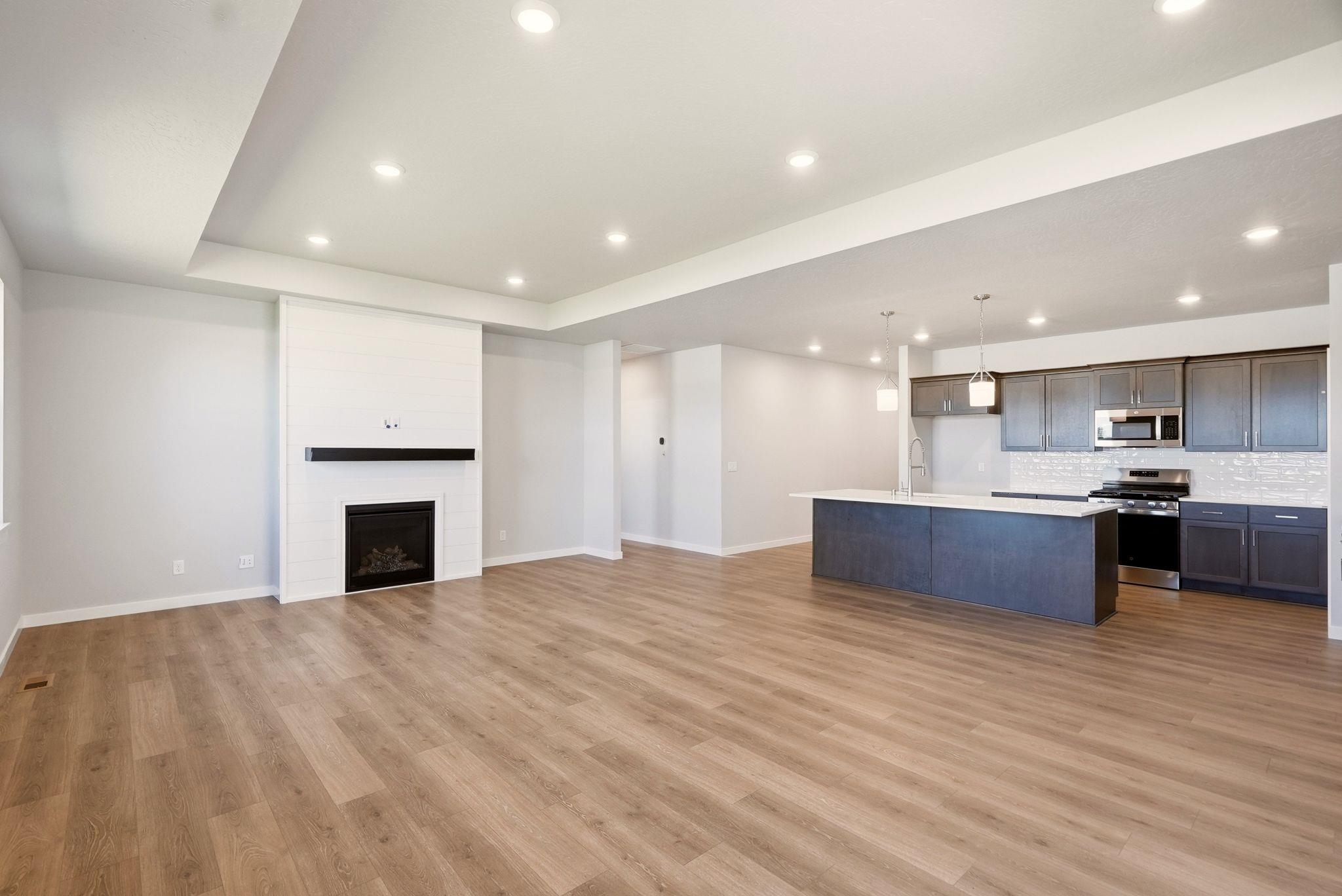 1235 N High Desert Dr - Photo 6