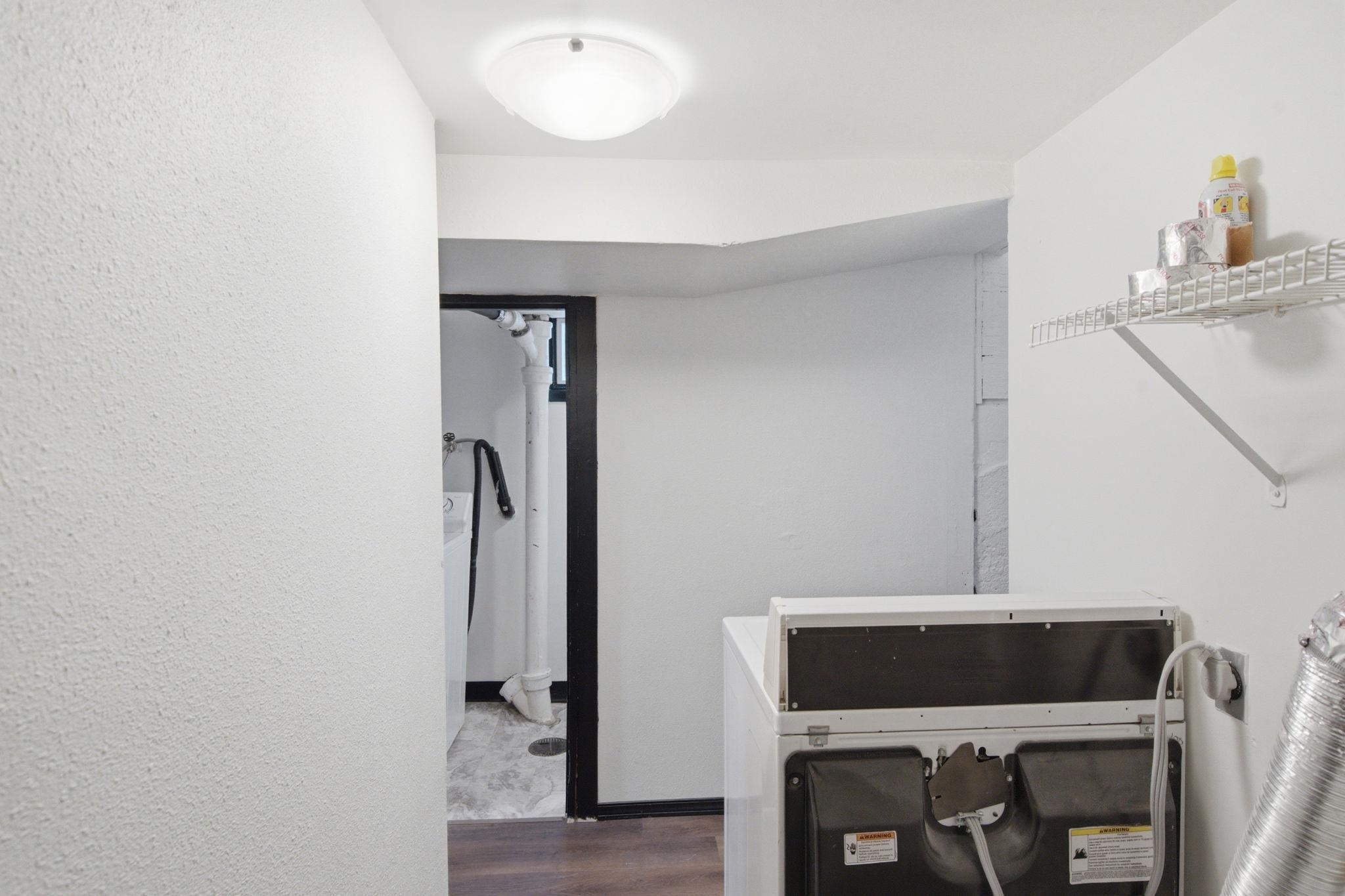 403 E Sanson Ave - Photo 25