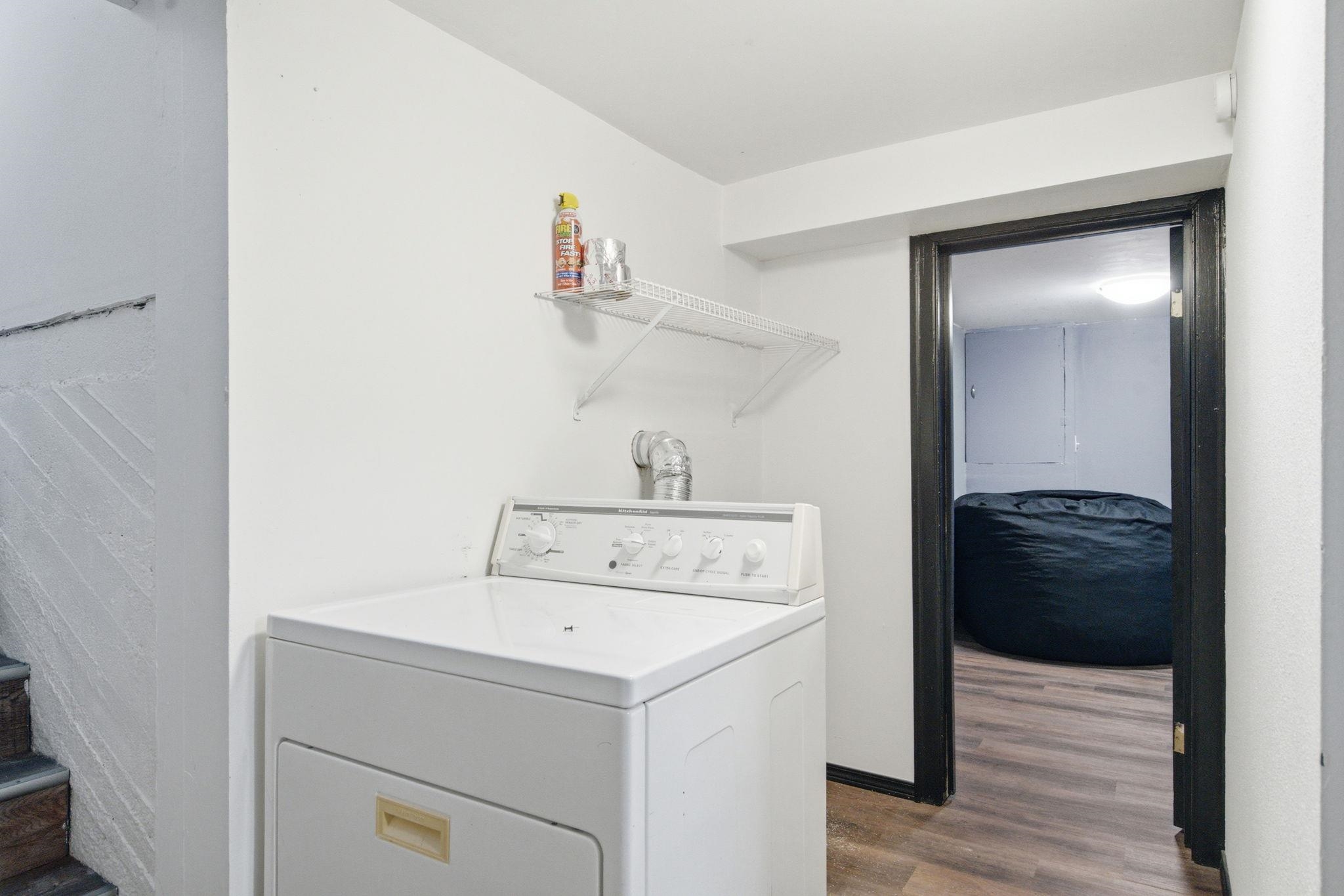 403 E Sanson Ave - Photo 23