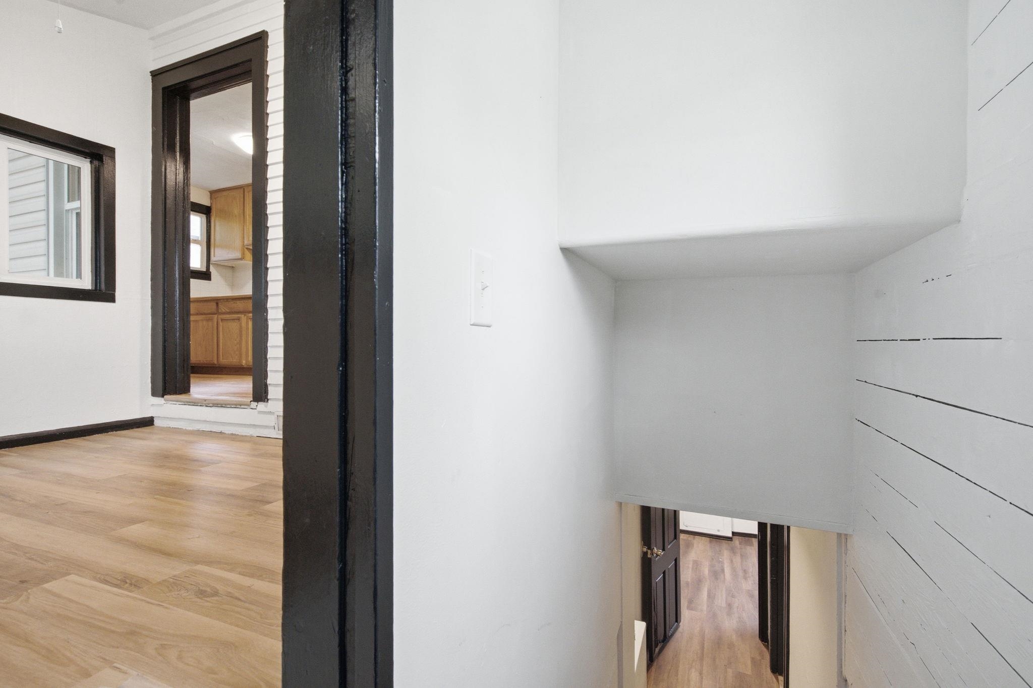 403 E Sanson Ave - Photo 10