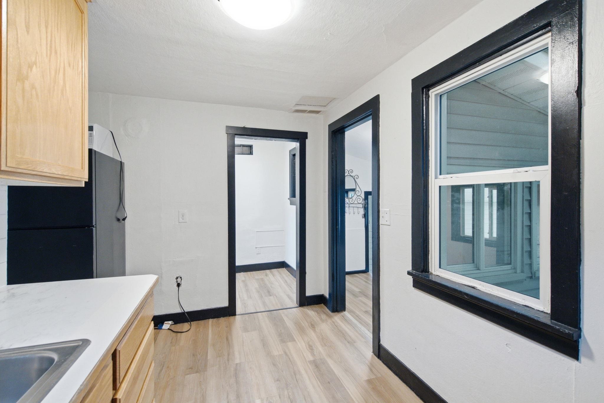 403 E Sanson Ave - Photo 12
