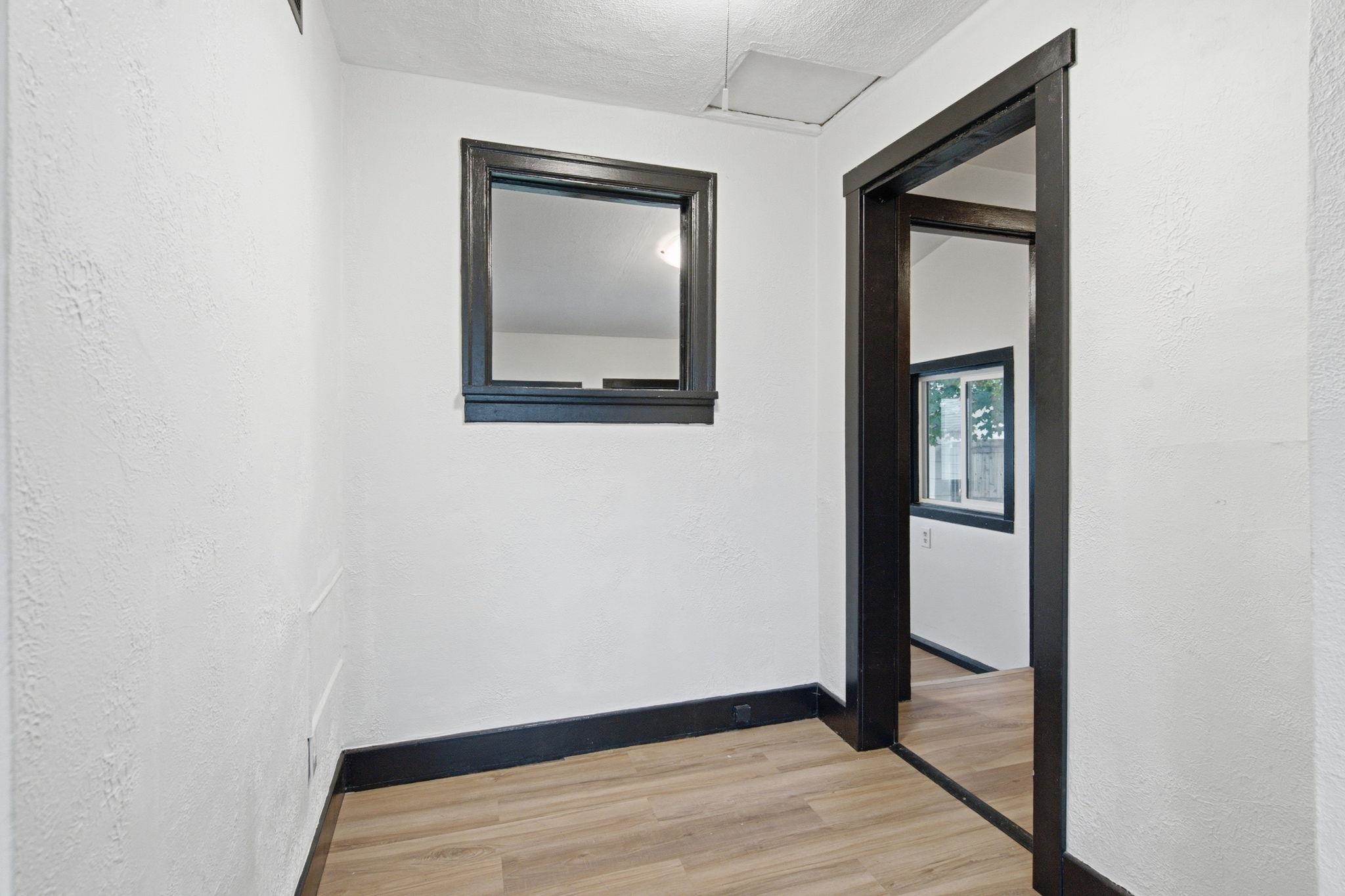 403 E Sanson Ave - Photo 15