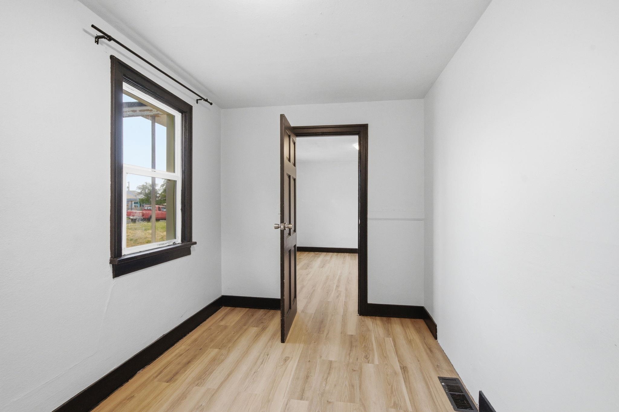 403 E Sanson Ave - Photo 19