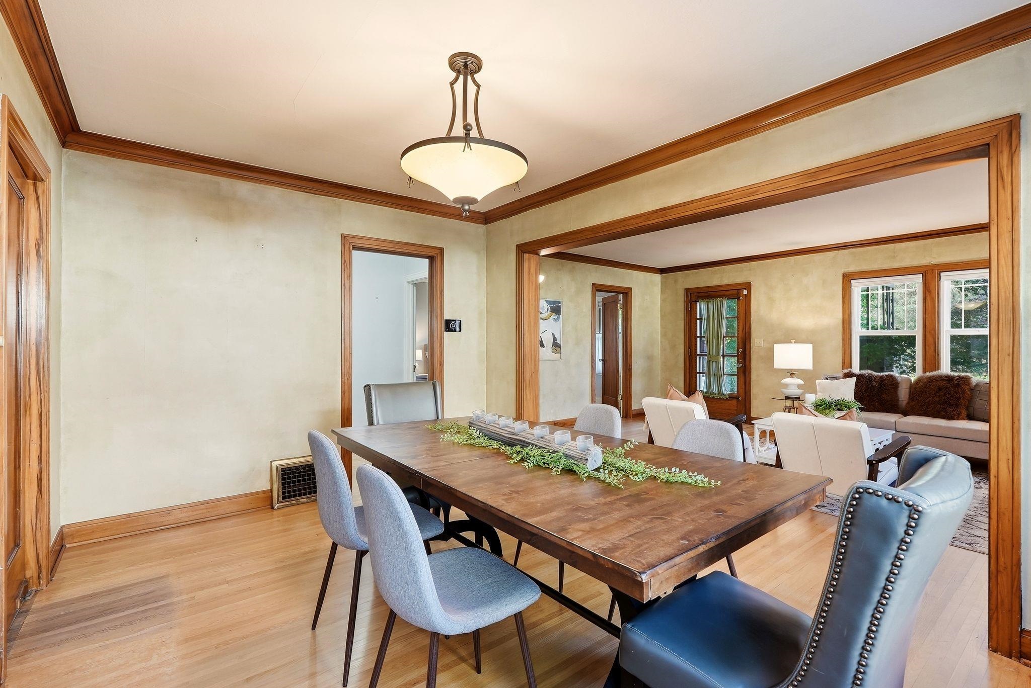 611 E 25TH Ave - Photo 6