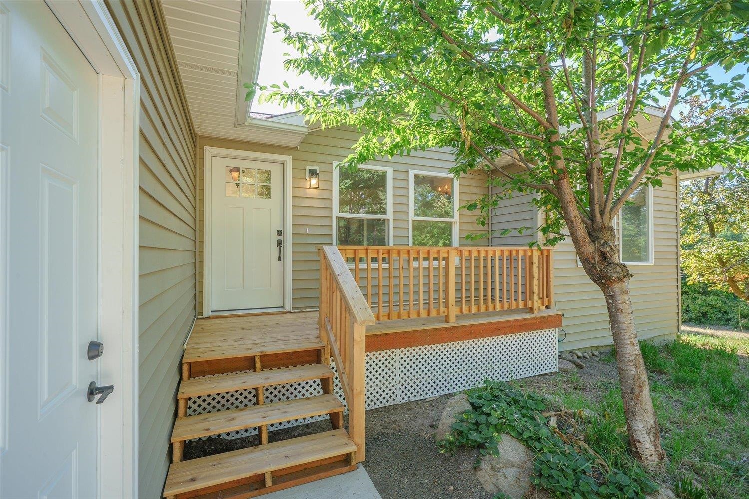 15519 E Tallman Rd - Photo 8