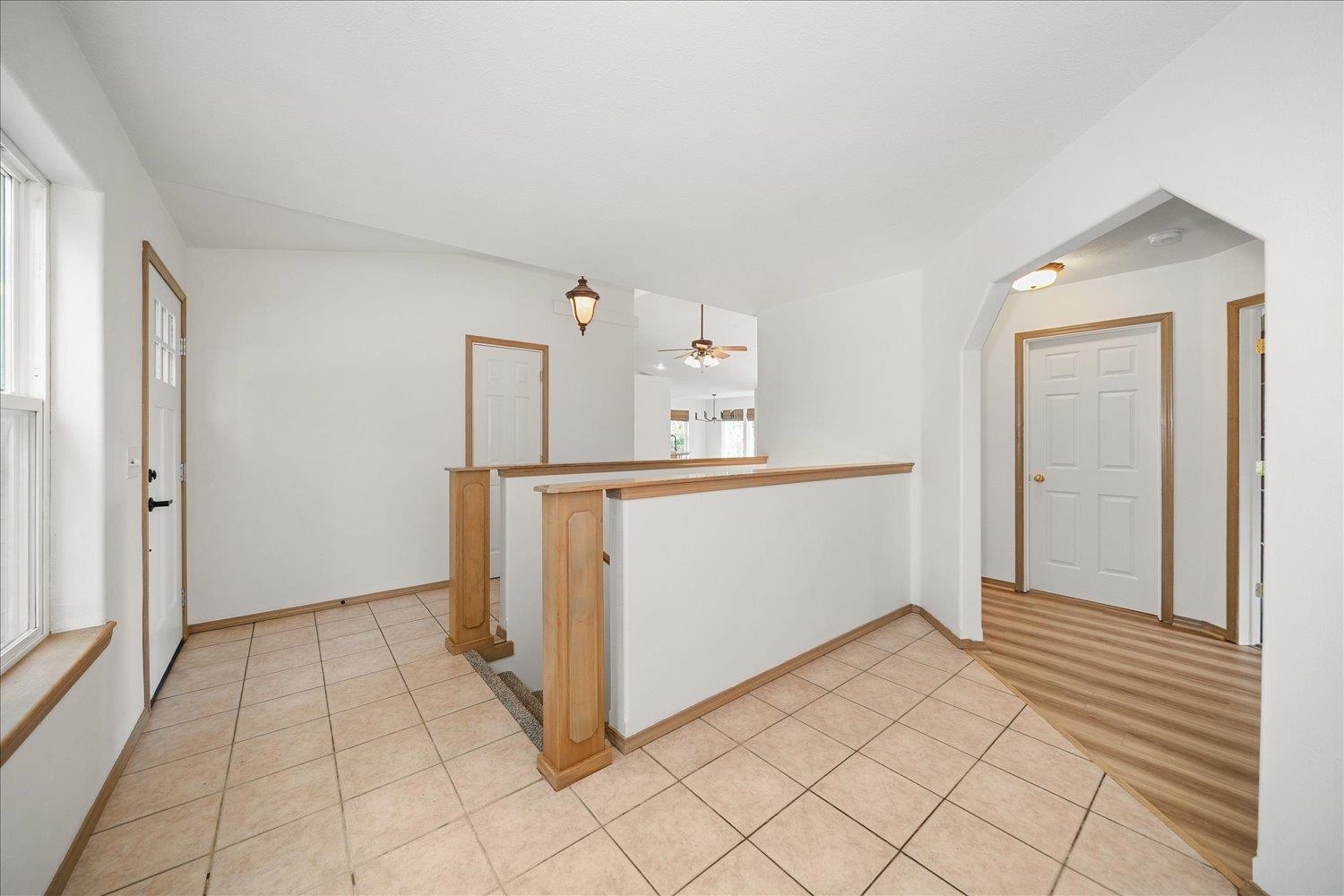 15519 E Tallman Rd - Photo 9