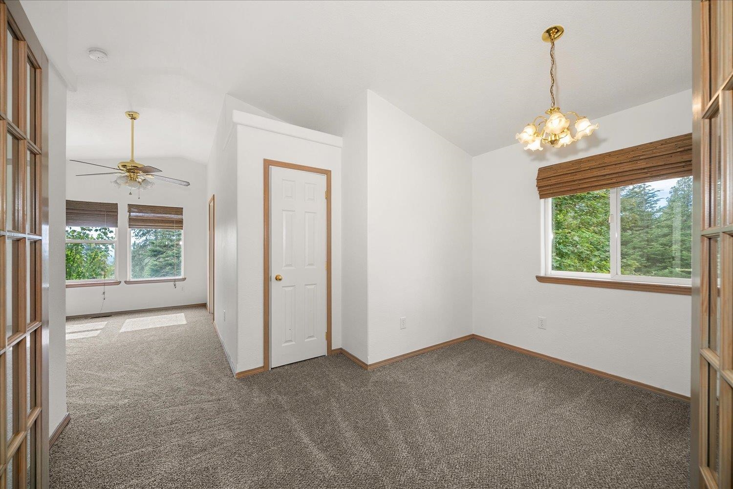 15519 E Tallman Rd - Photo 18