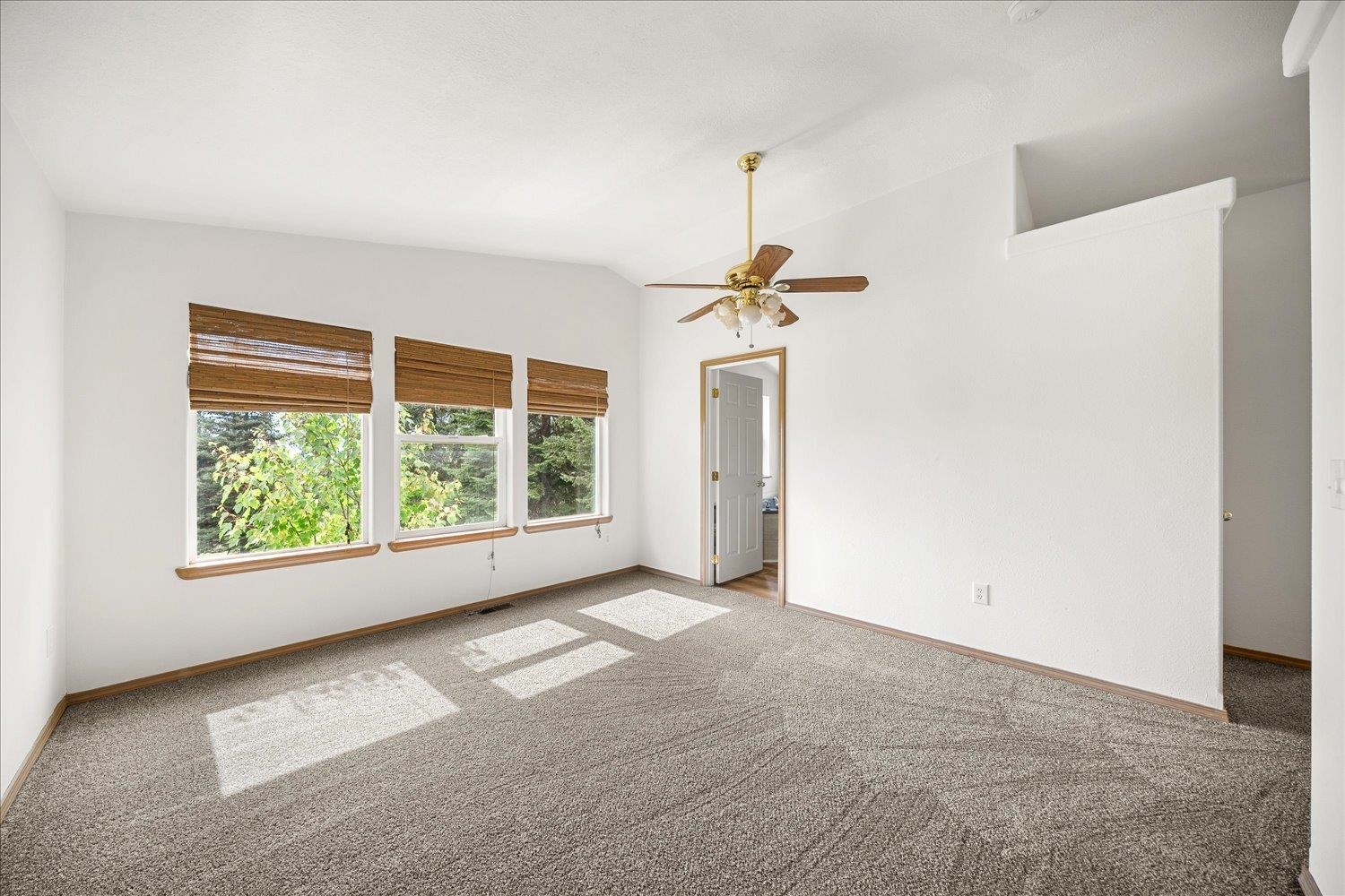 15519 E Tallman Rd - Photo 20