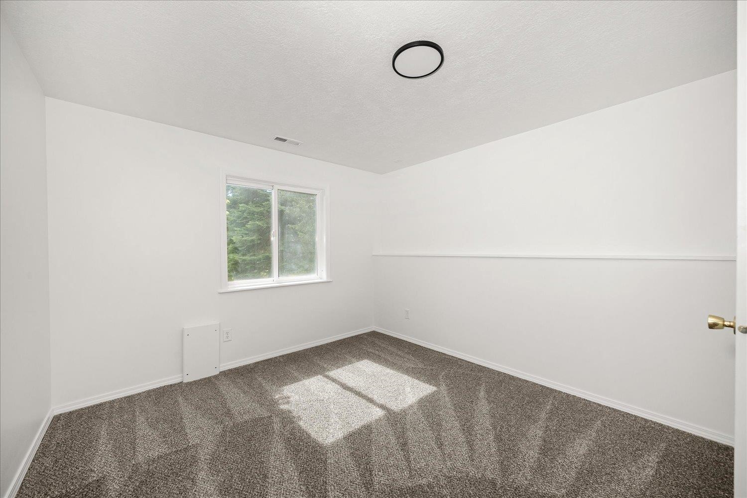 15519 E Tallman Rd - Photo 29