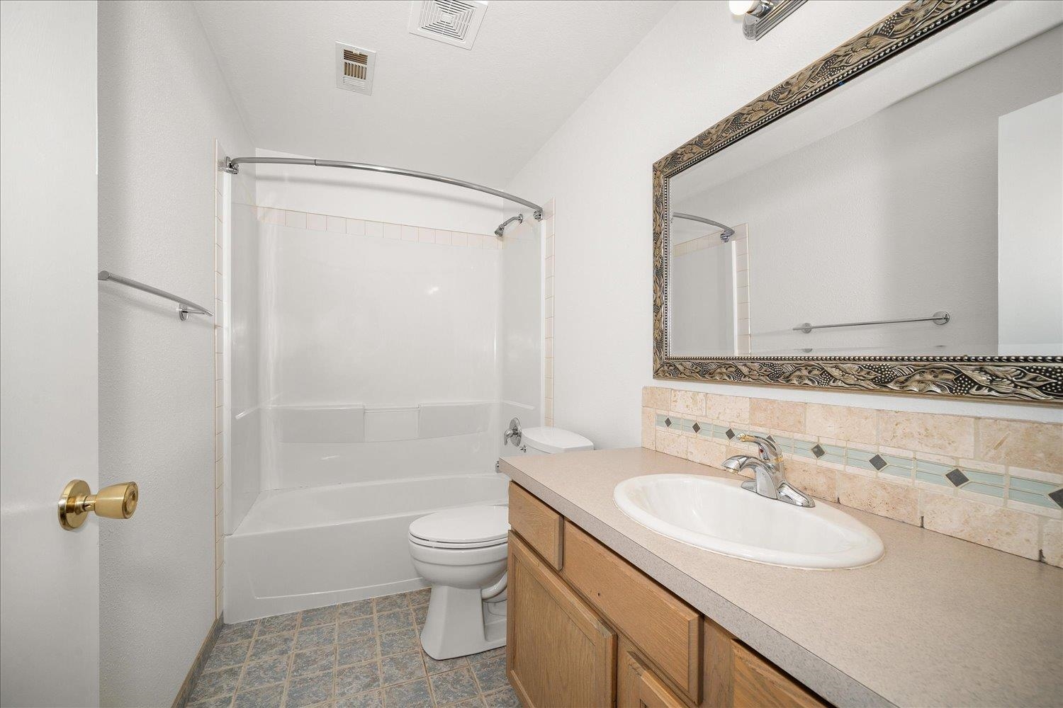 15519 E Tallman Rd - Photo 31