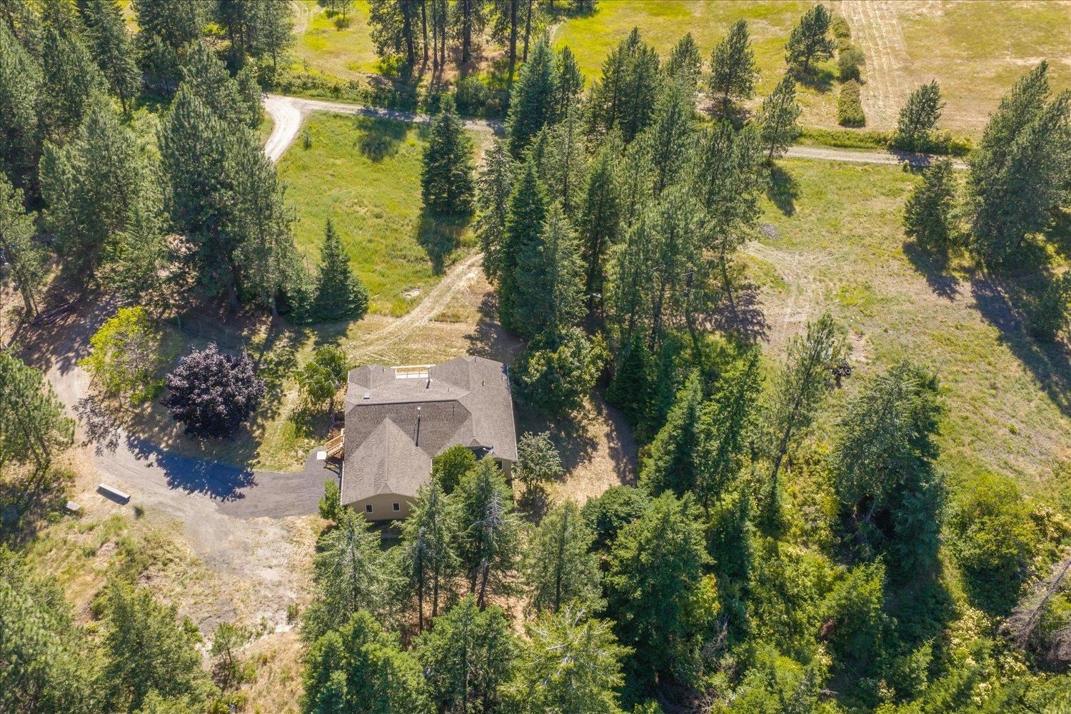 15519 E Tallman Rd - Photo 41