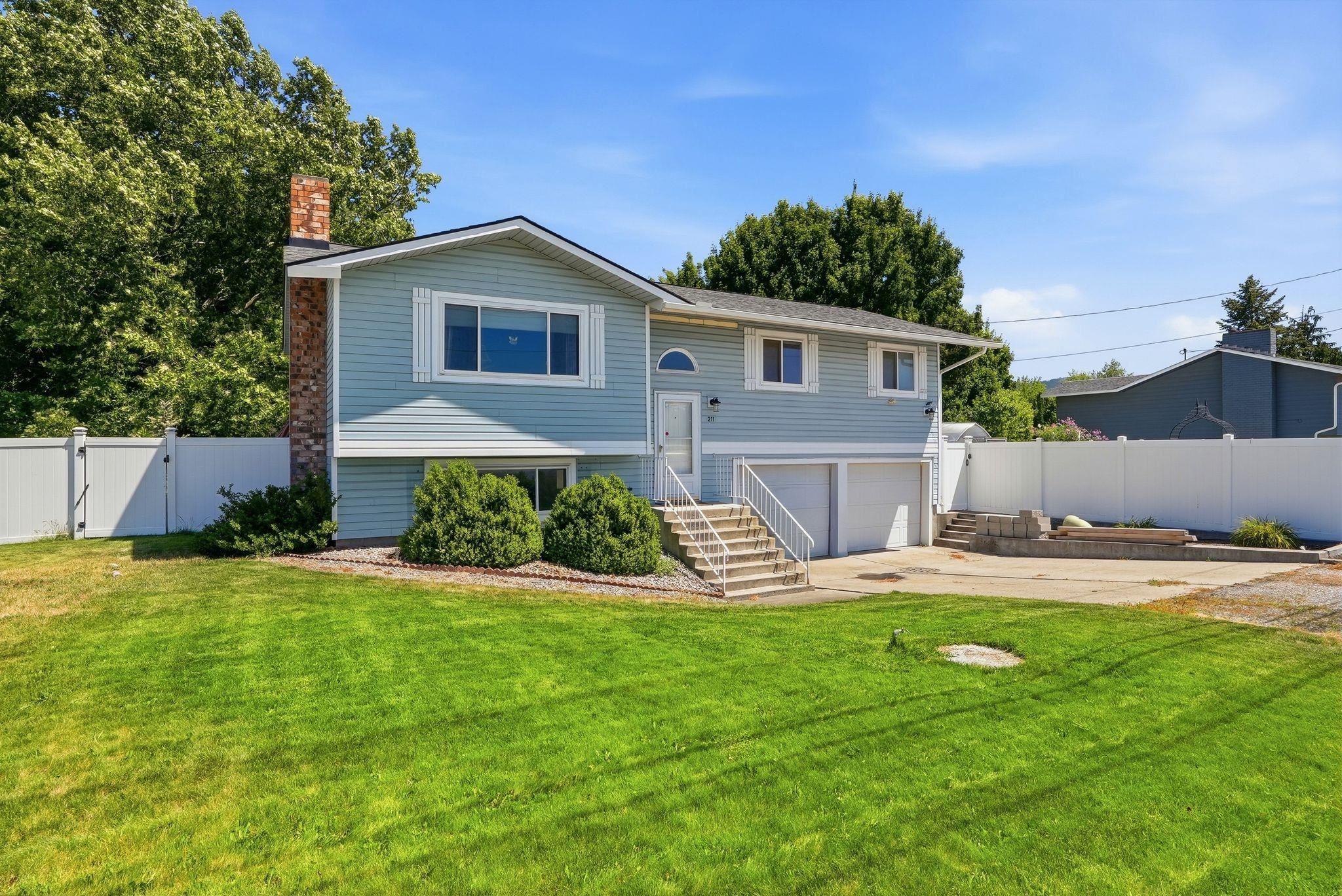 211 S Barker Rd - Photo 3