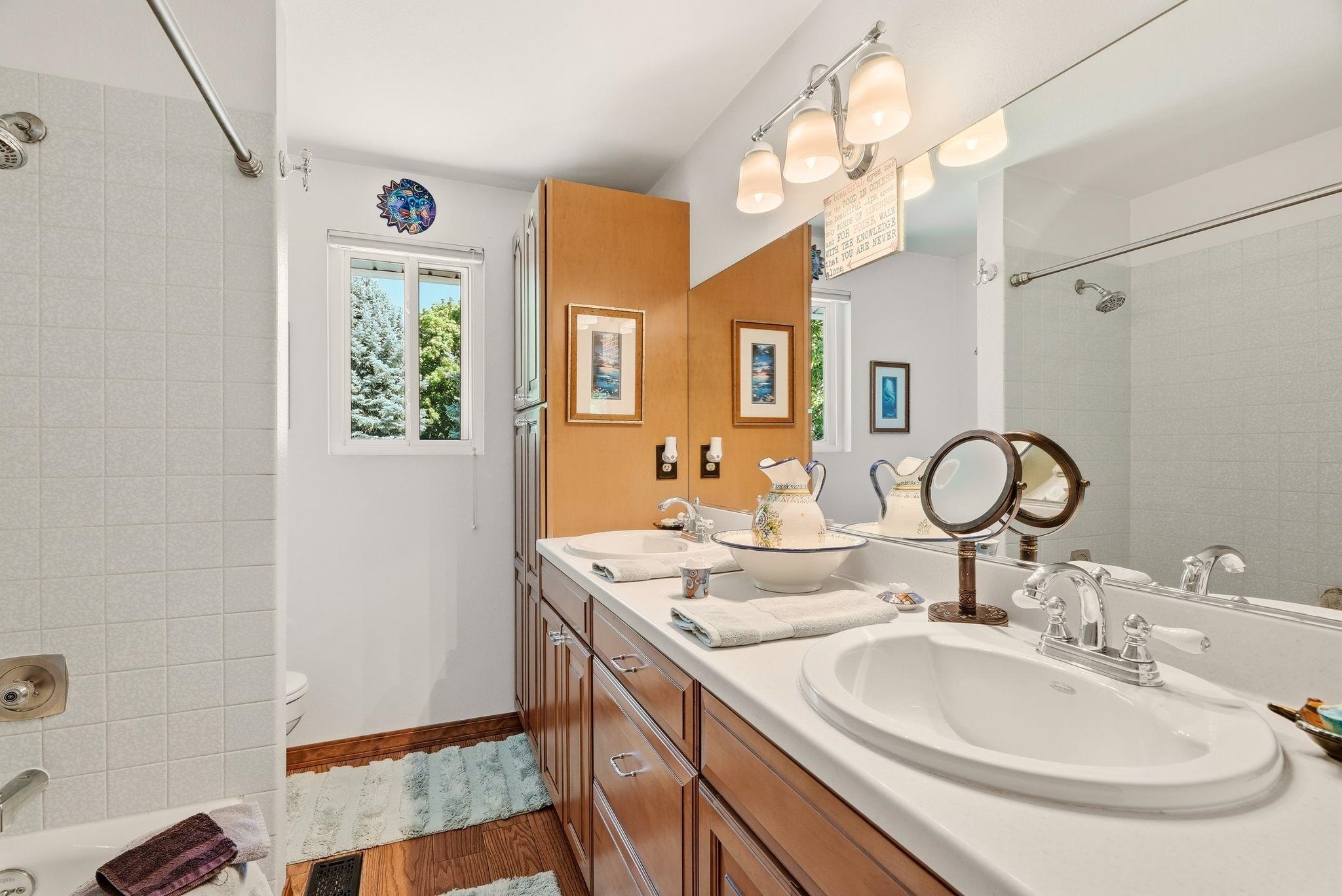 211 S Barker Rd - Photo 17