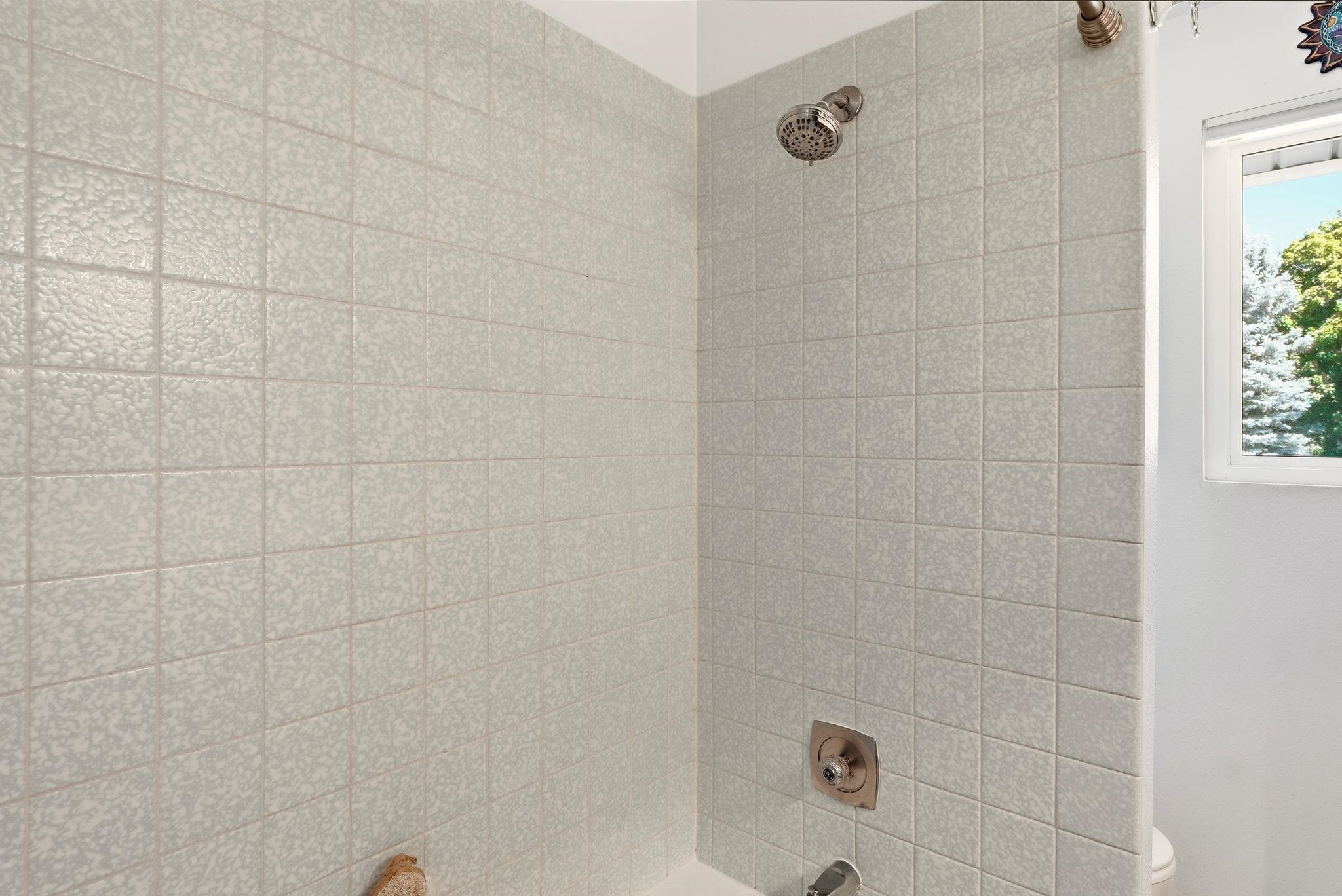 211 S Barker Rd - Photo 18