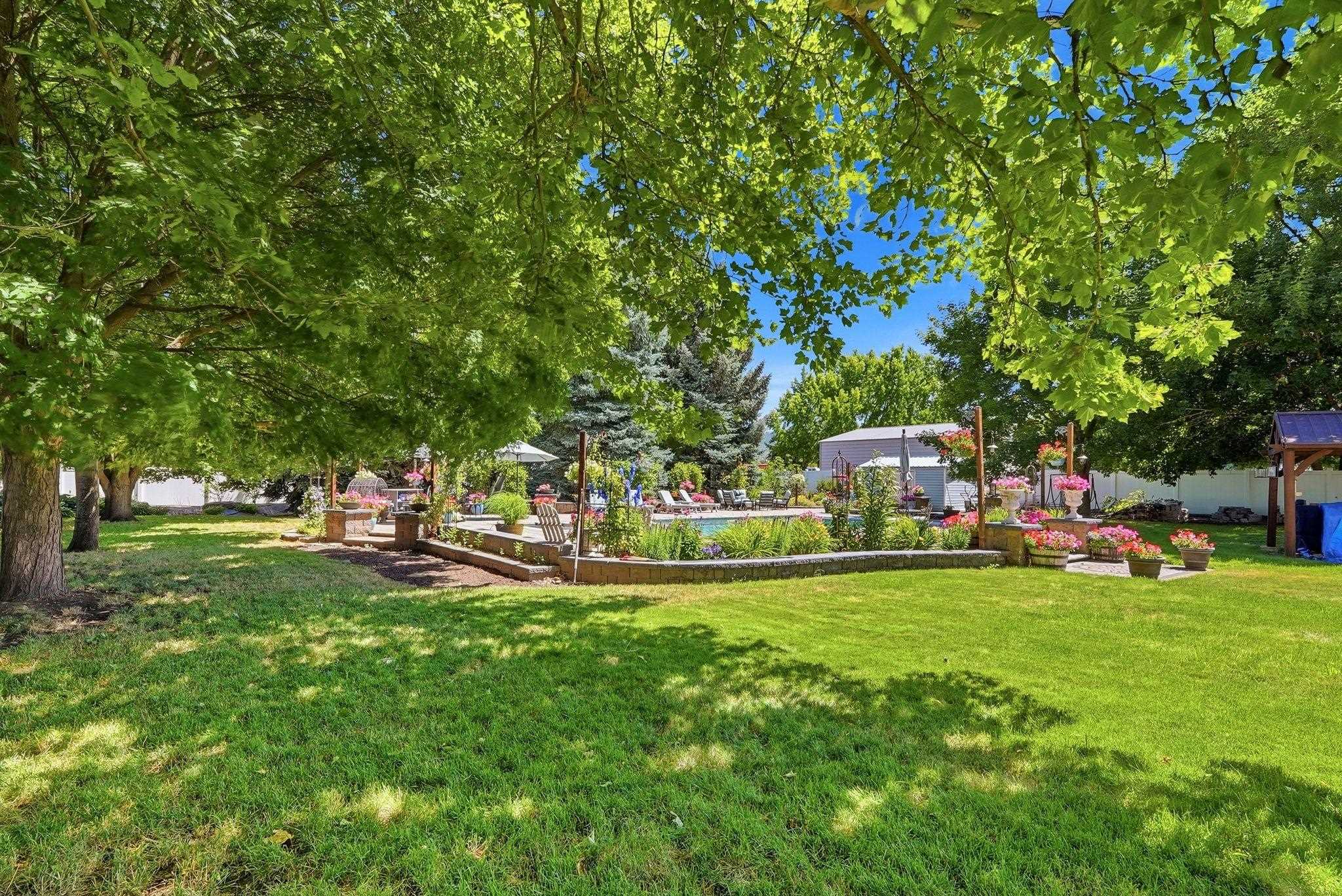 211 S Barker Rd - Photo 36
