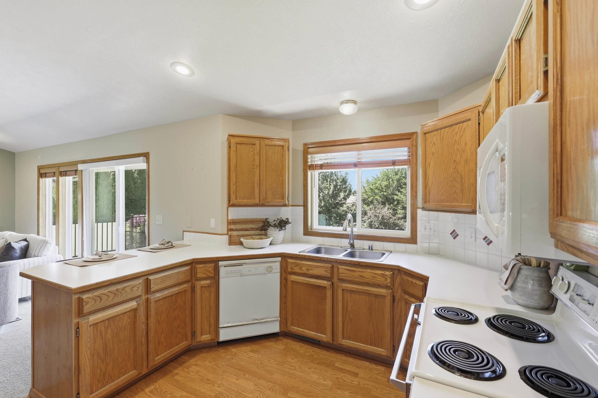 5910 S Julia Ct - Photo 14