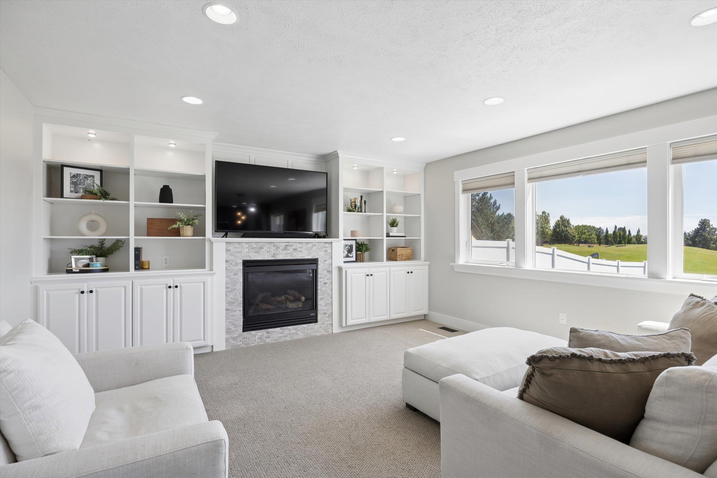 2407 W Walker Ct - Photo 16