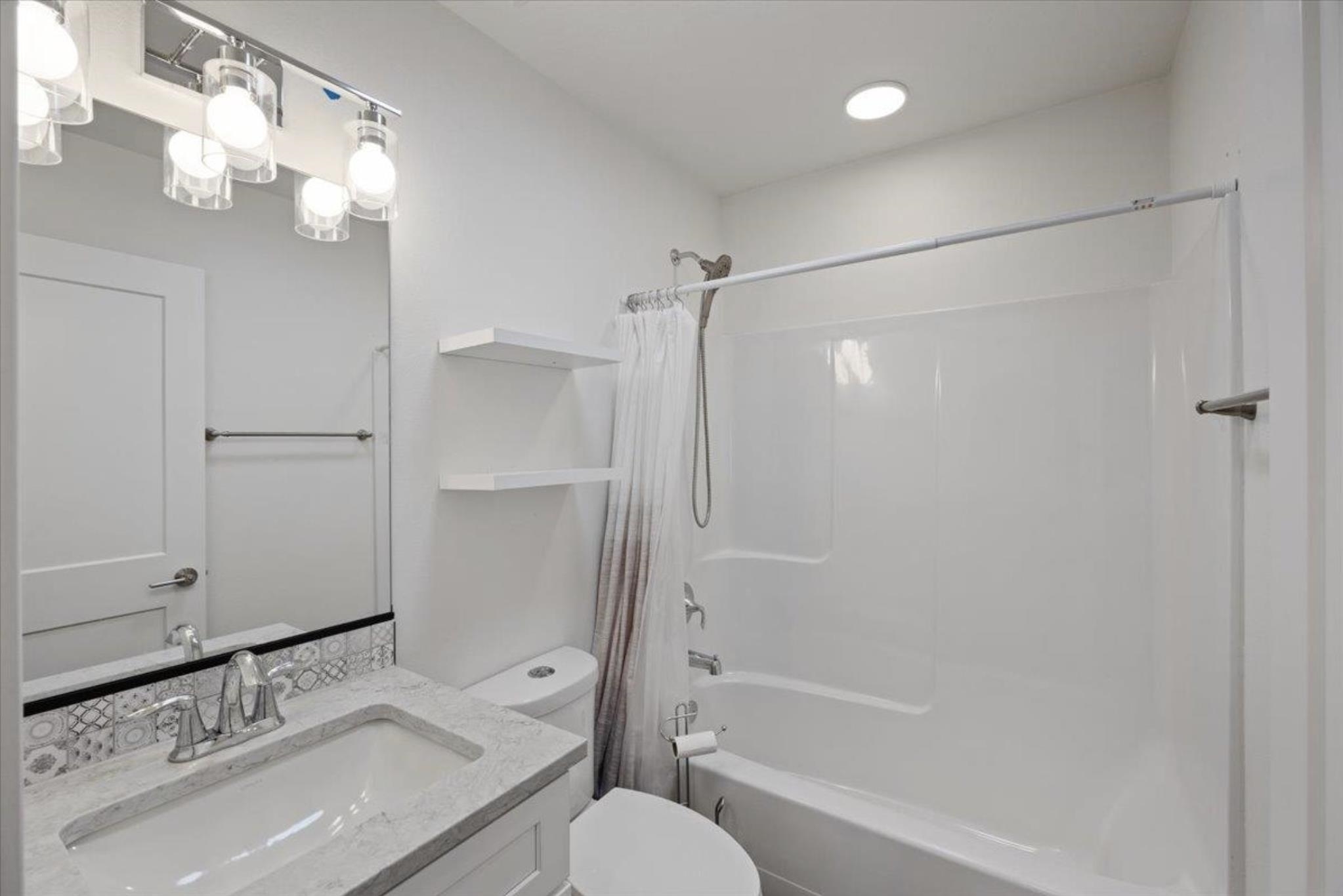 4218 E Fairview Ave - Photo 21