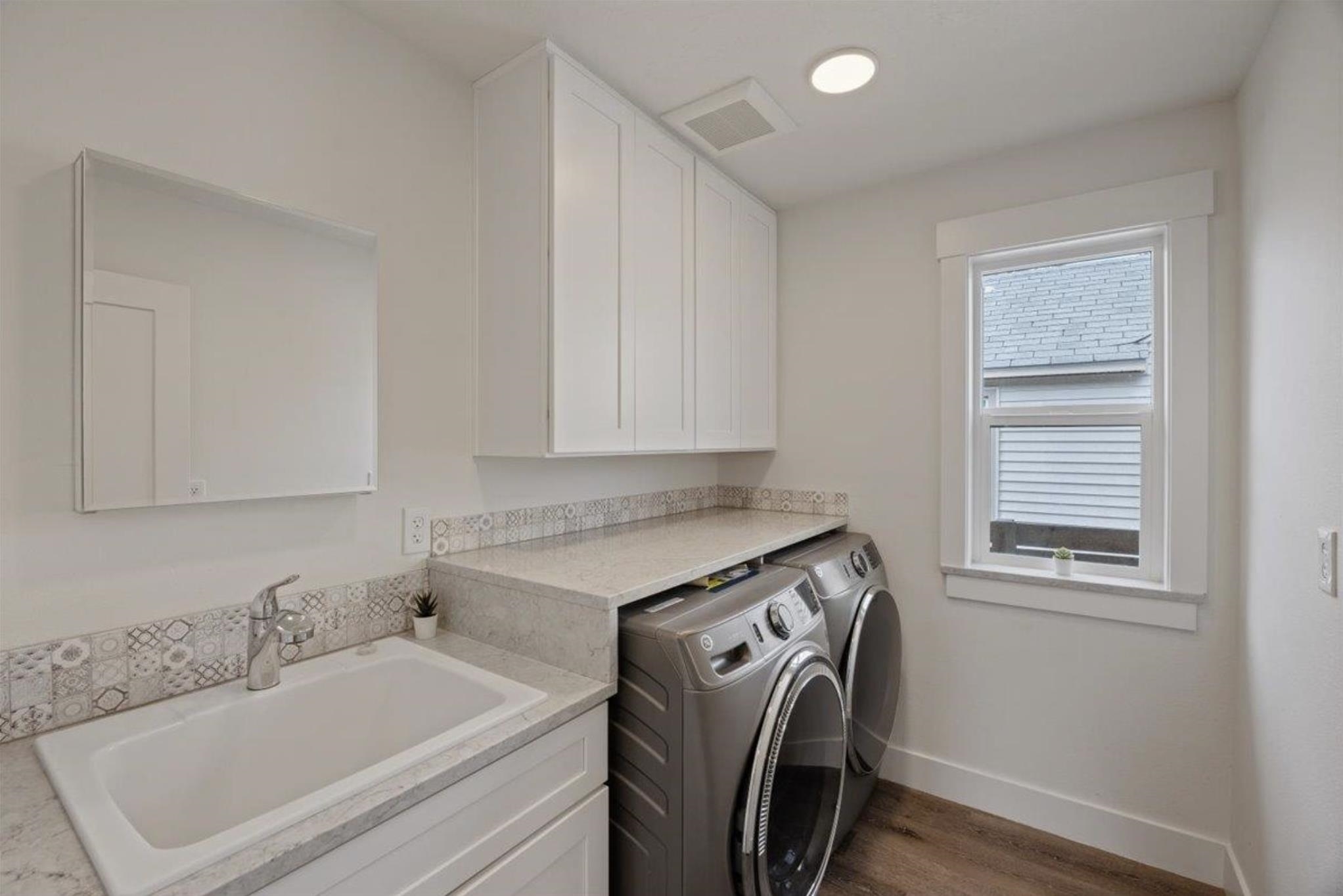 4218 E Fairview Ave - Photo 22