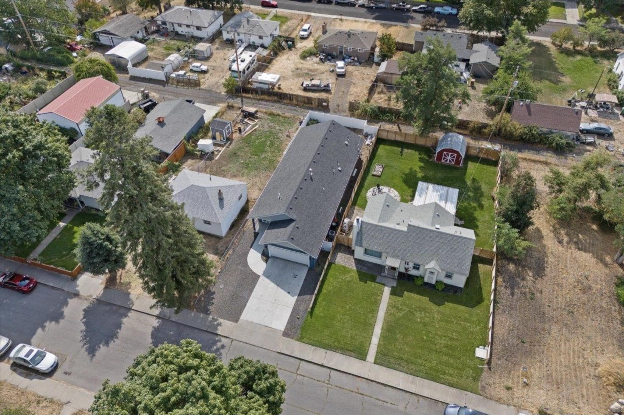 4218 E Fairview Ave - Photo 29