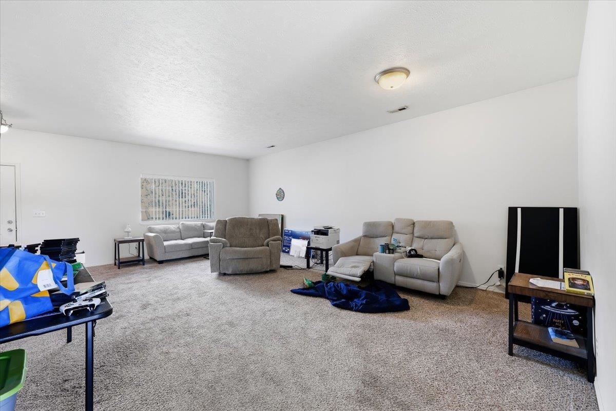 4115 S Bowdish Rd - Photo 4