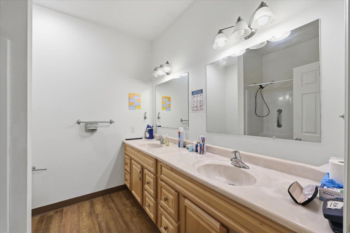 4115 S Bowdish Rd - Photo 12