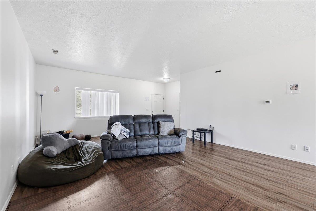 4115 S Bowdish Rd - Photo 18