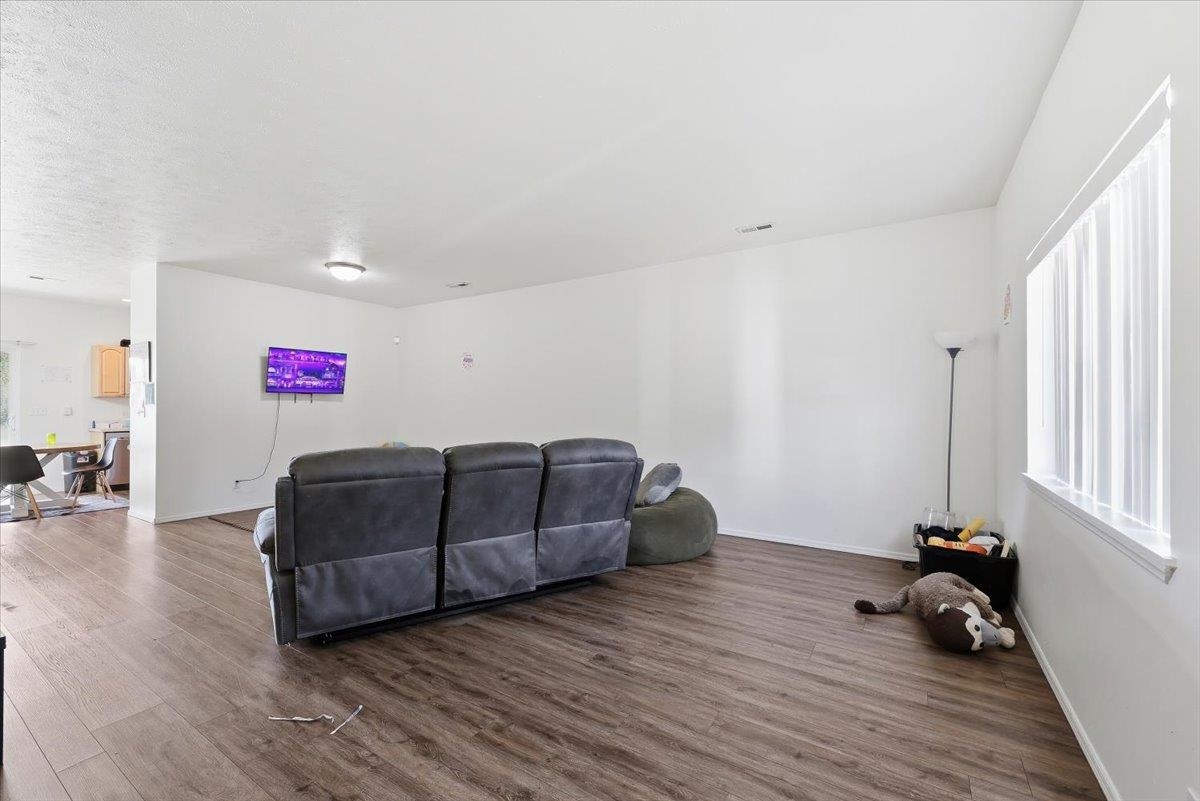 4115 S Bowdish Rd - Photo 19