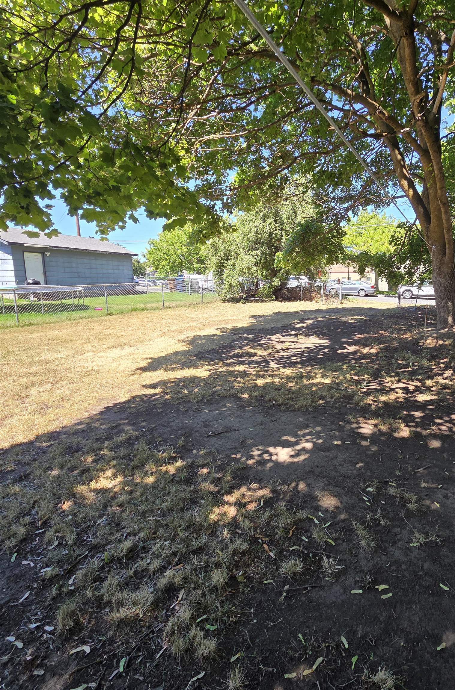 2417 E Empire Ave - Photo 4