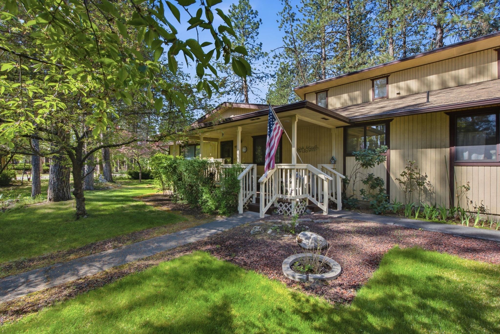 9313 N Ellenwood Ct - Photo 3