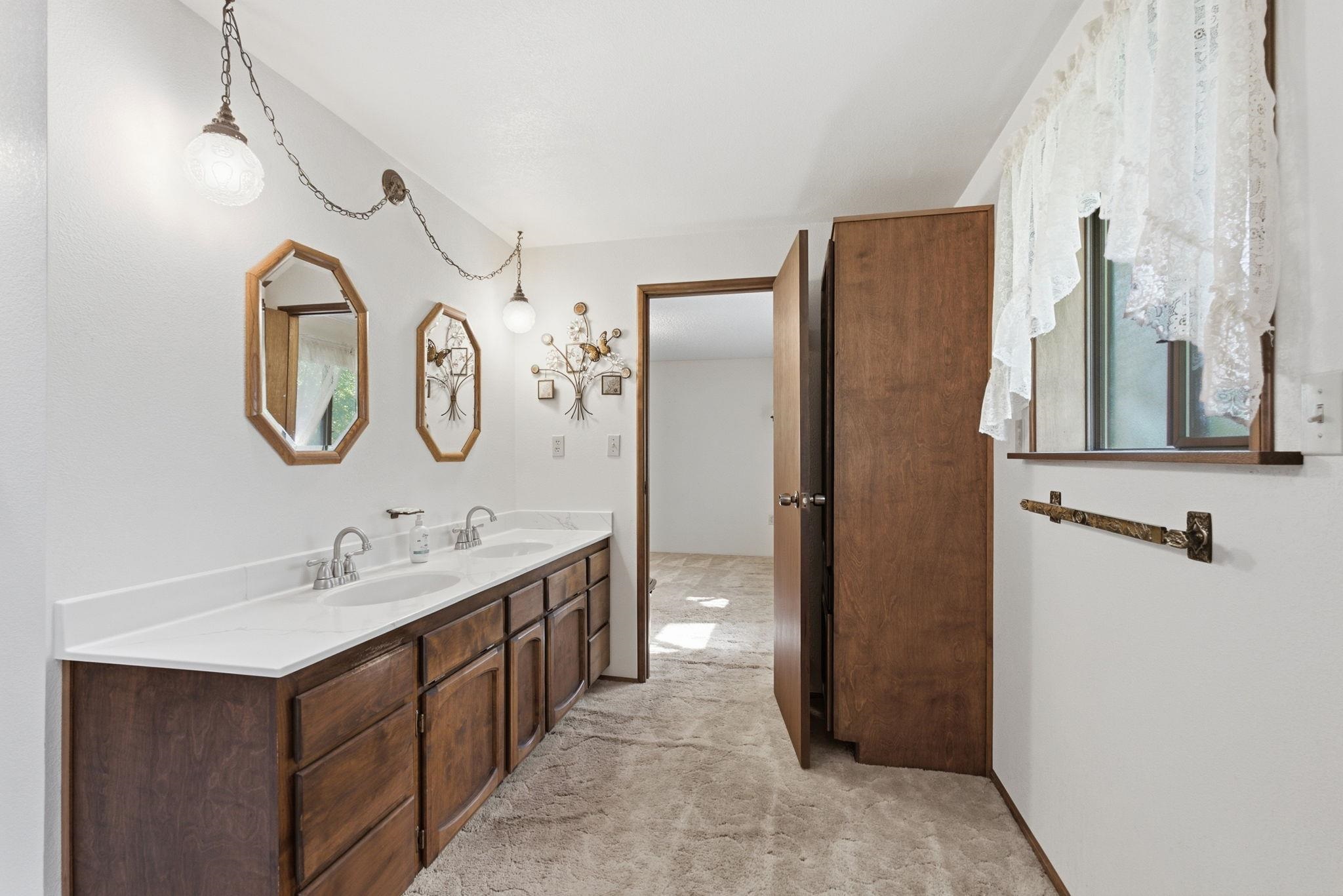 9313 N Ellenwood Ct - Photo 22