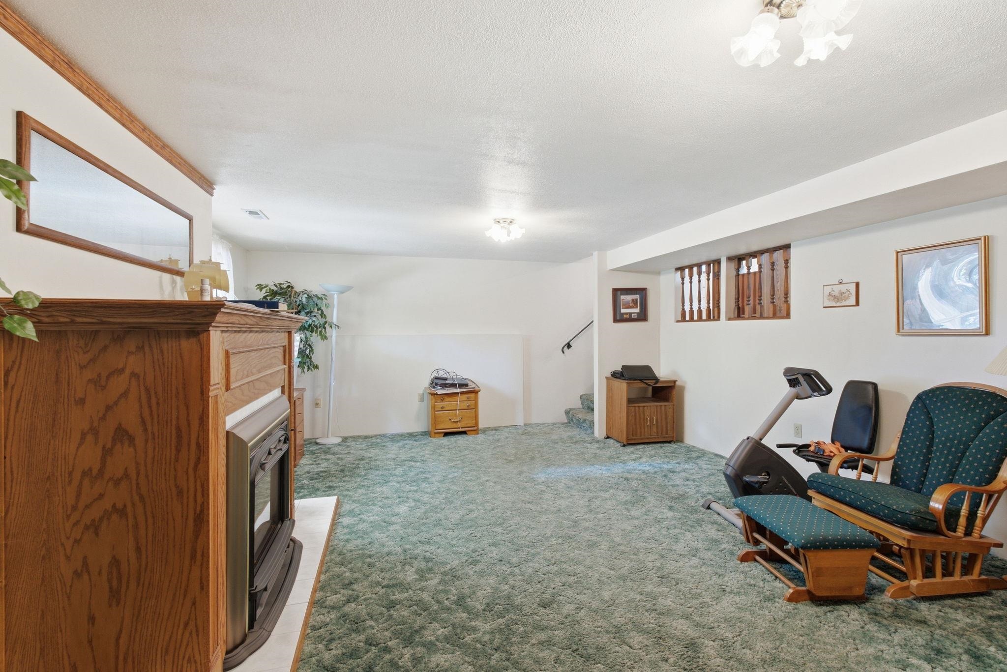 9313 N Ellenwood Ct - Photo 37