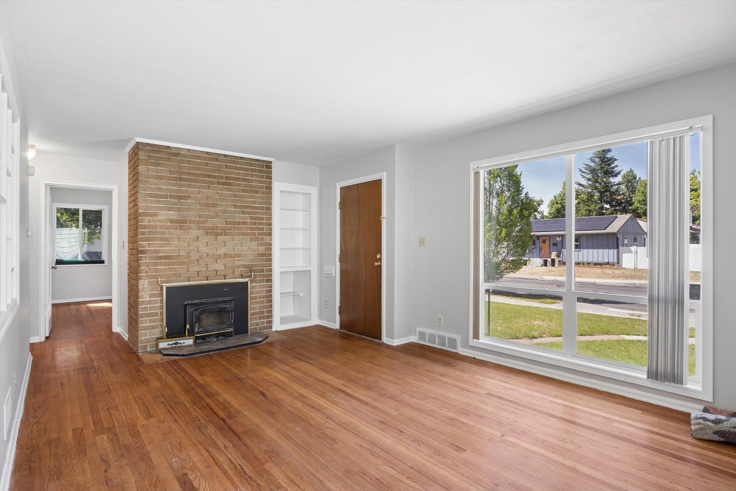 3125 W Rowan Ave - Photo 5