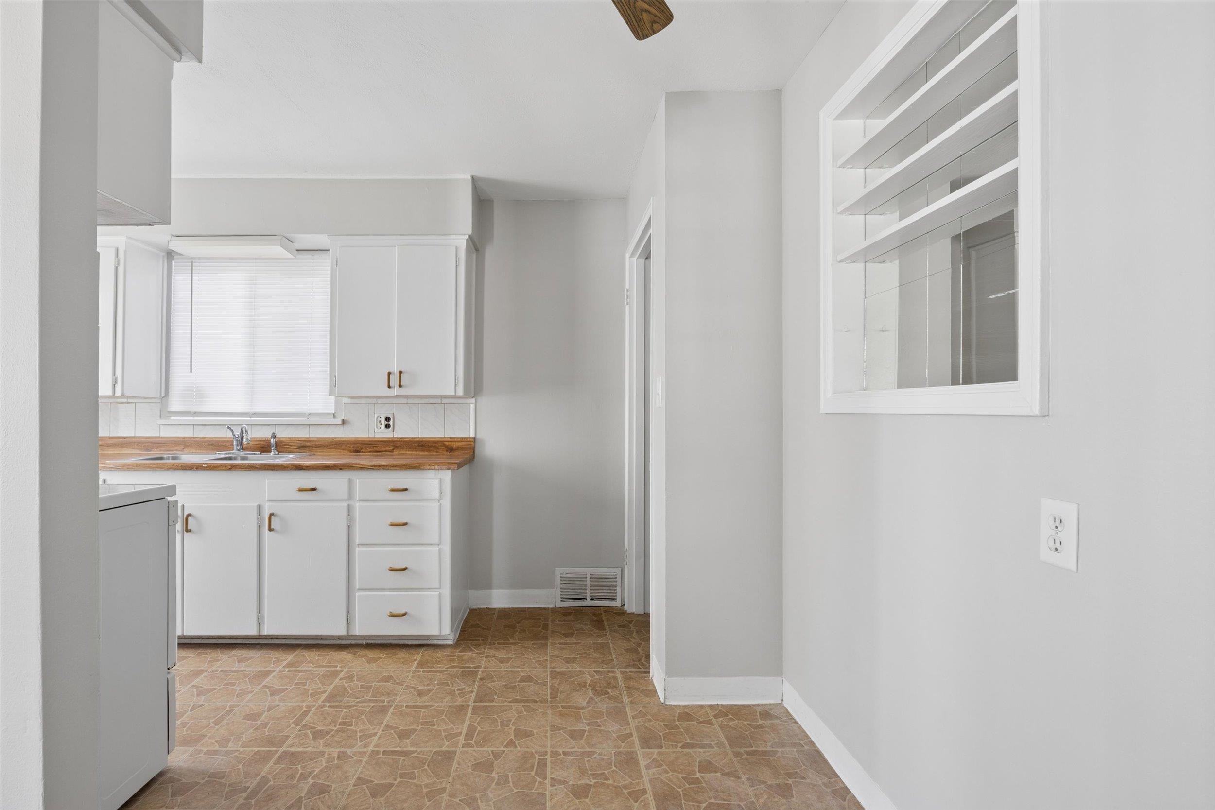 3125 W Rowan Ave - Photo 9