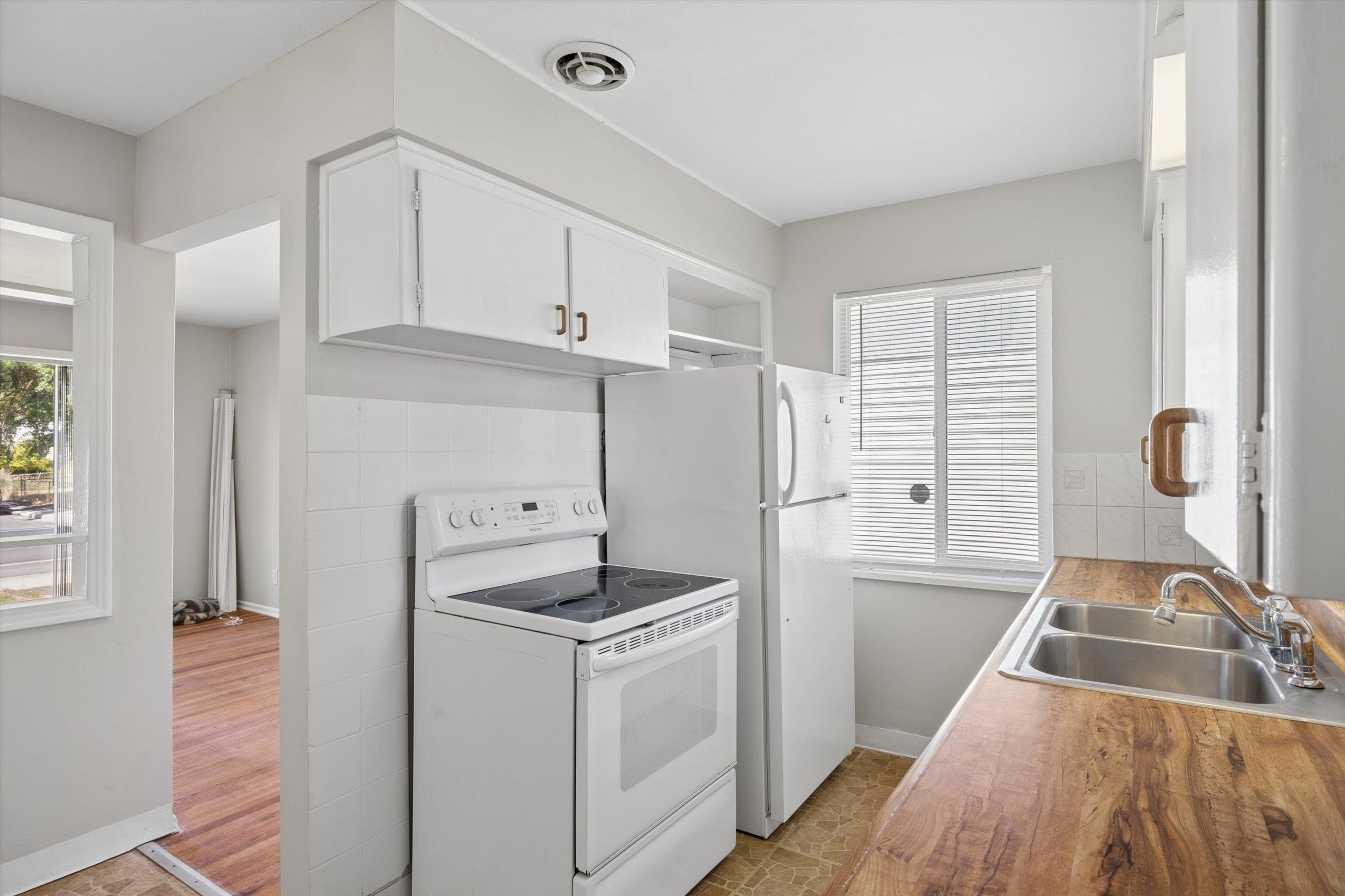 3125 W Rowan Ave - Photo 12