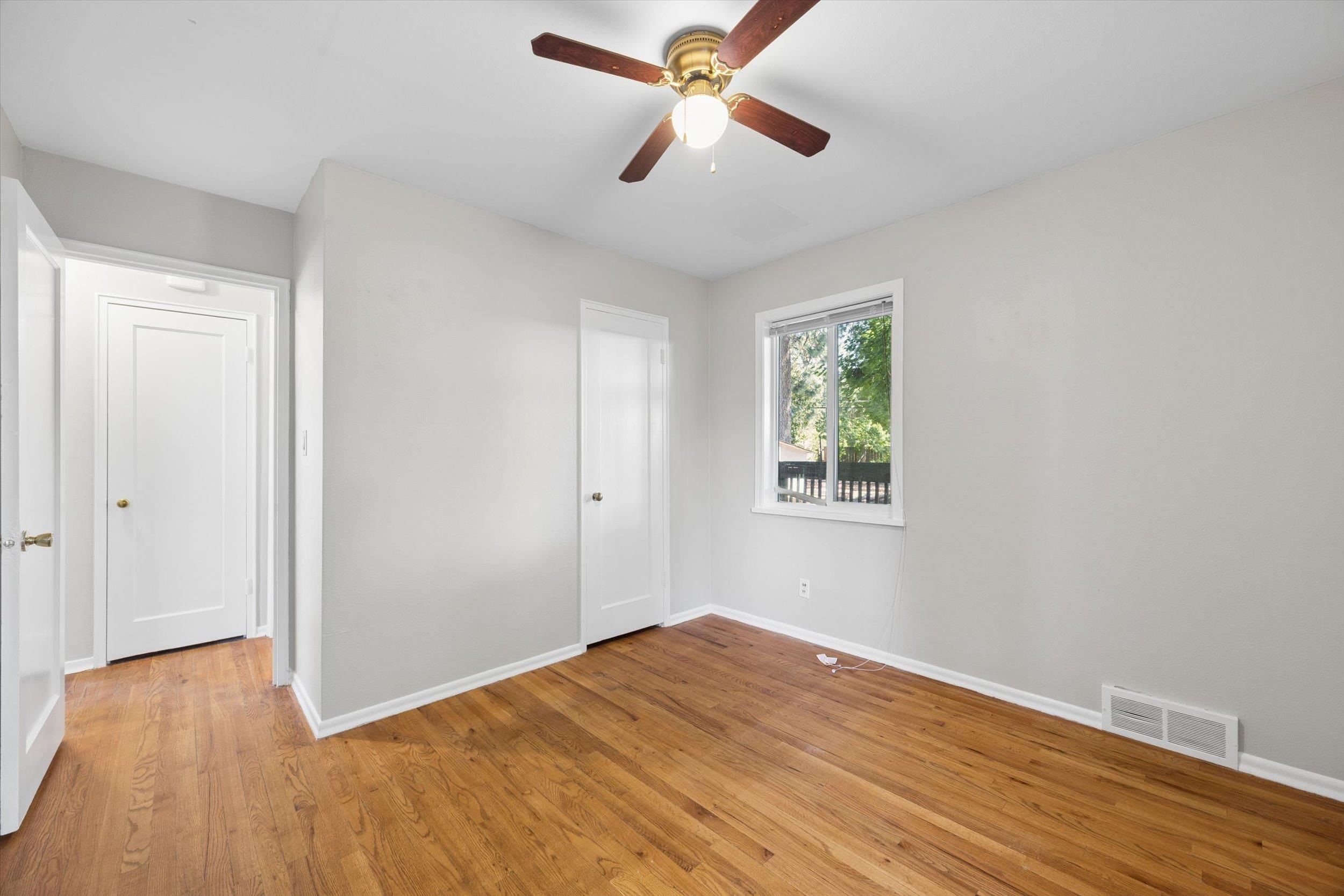 3125 W Rowan Ave - Photo 19