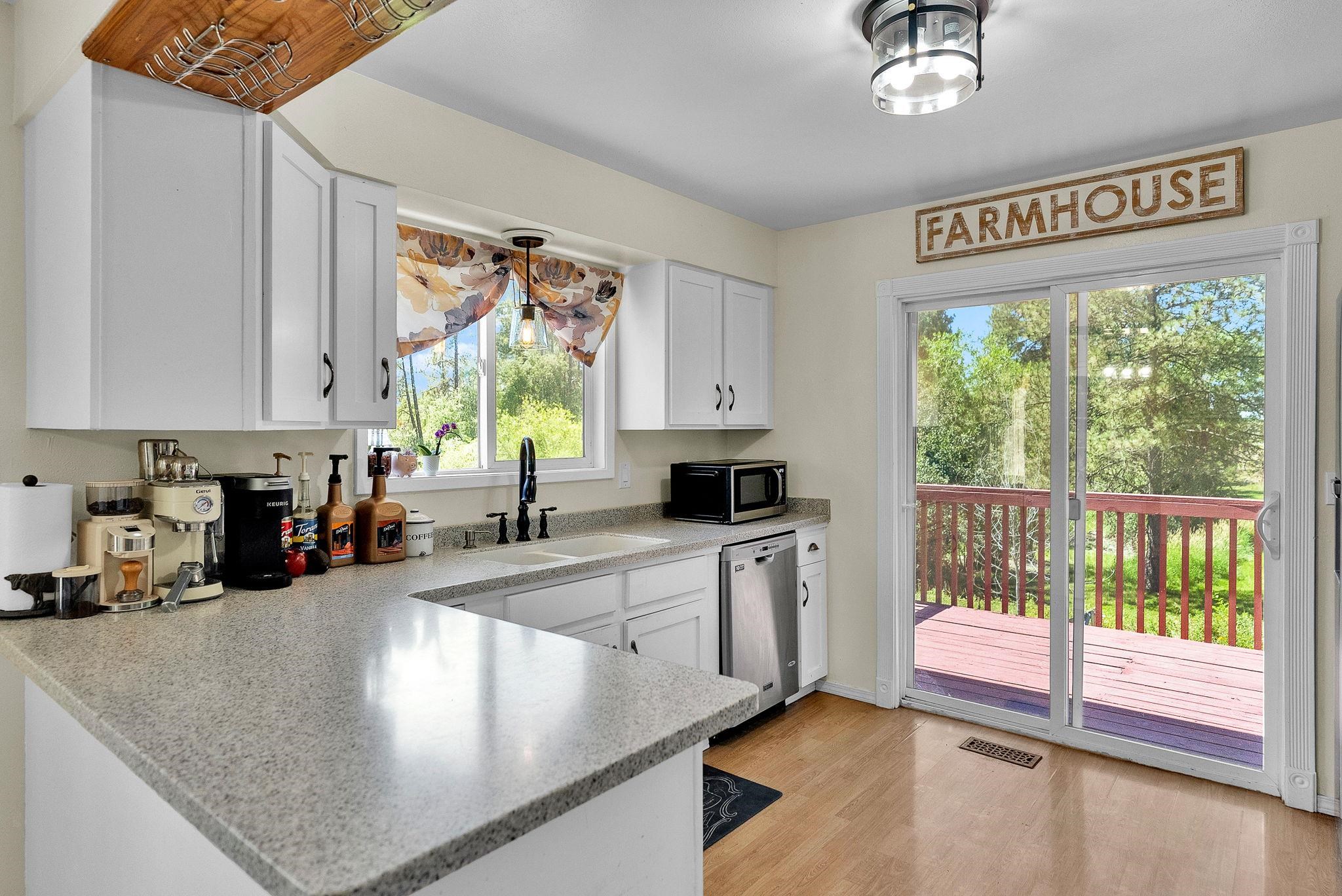 22417 W Malloy Prairie Rd - Photo 11