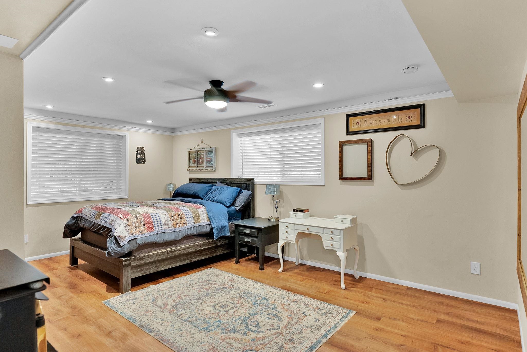 22417 W Malloy Prairie Rd - Photo 19