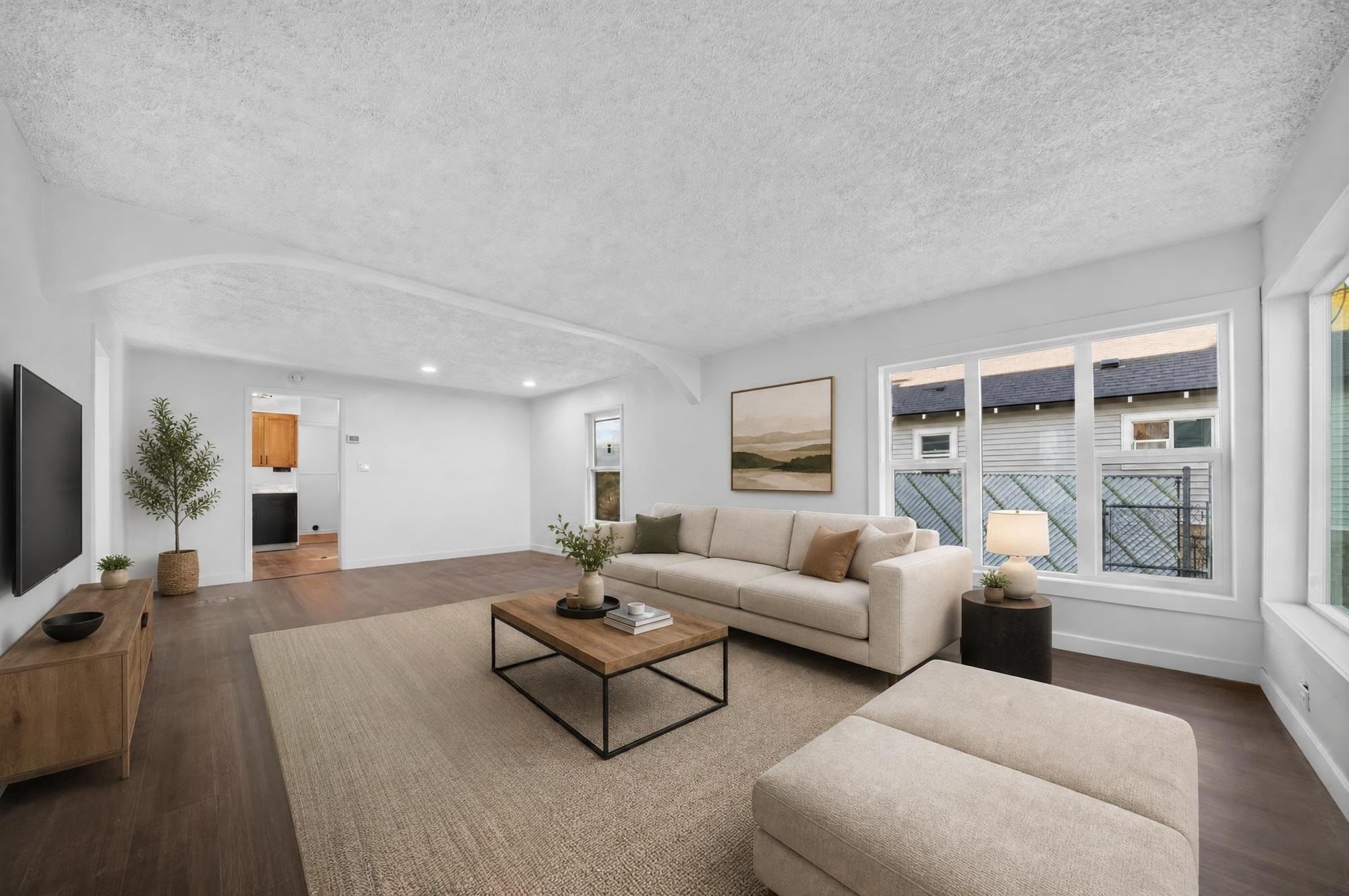 1503 E Wellesley Ave - Photo 2