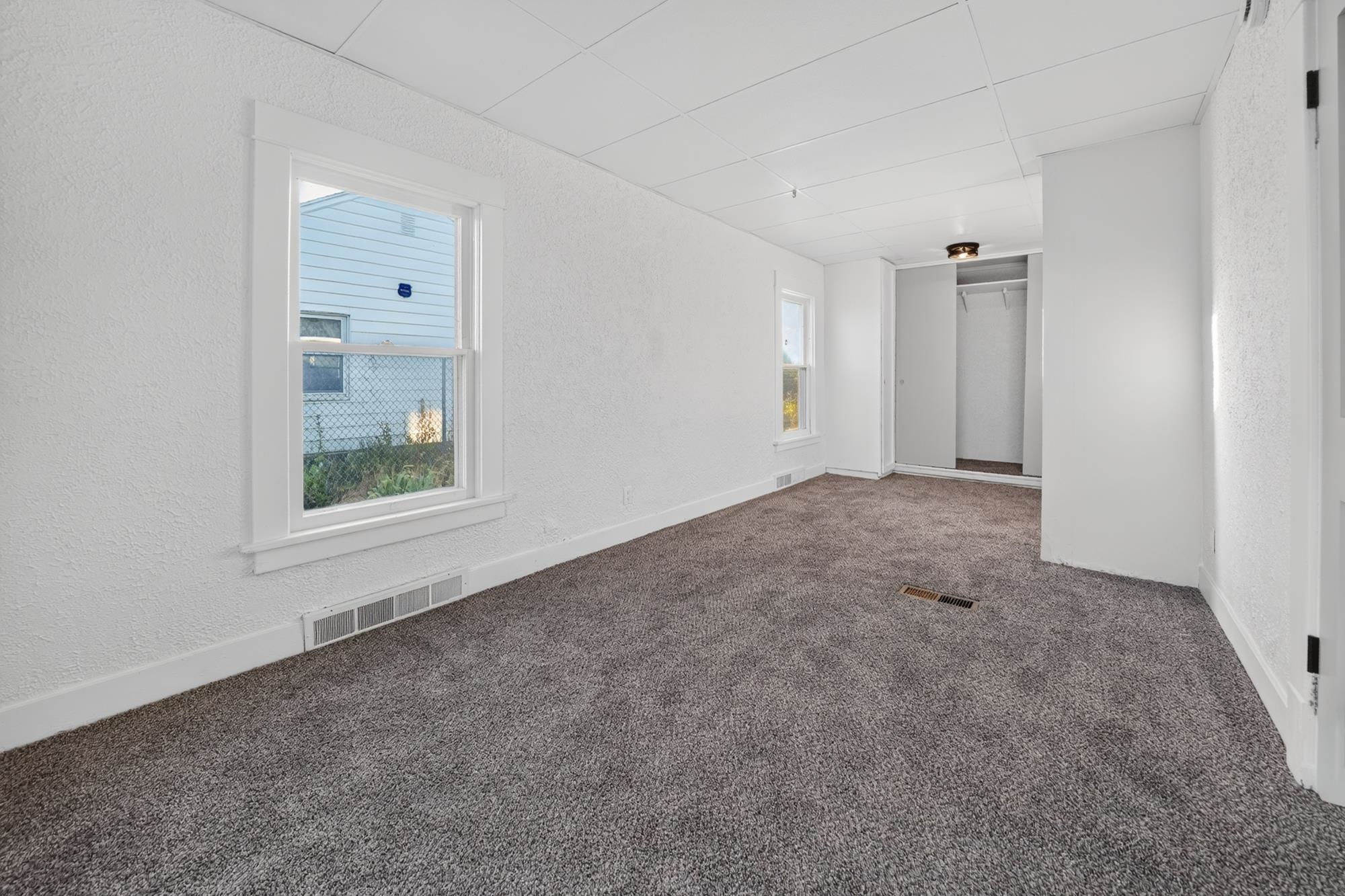 1503 E Wellesley Ave - Photo 15