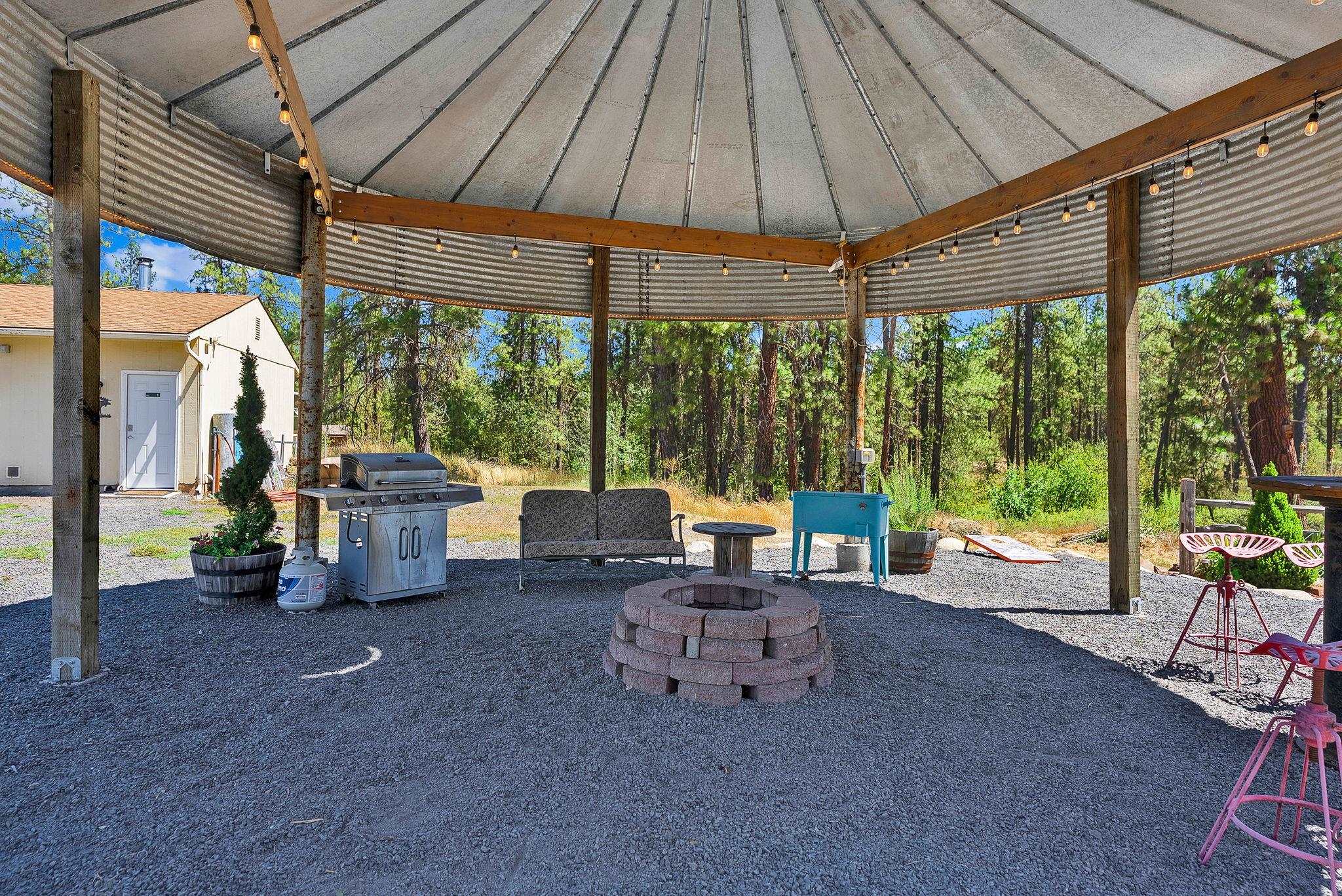 22417 W Malloy Prairie Rd - Photo 41