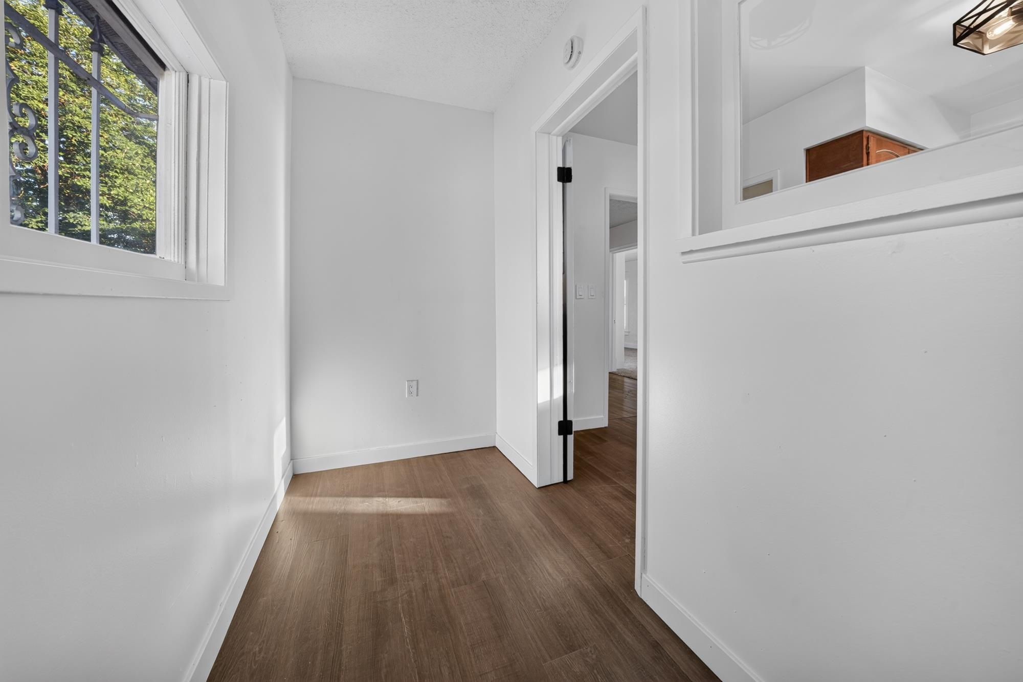 1503 E Wellesley Ave - Photo 21