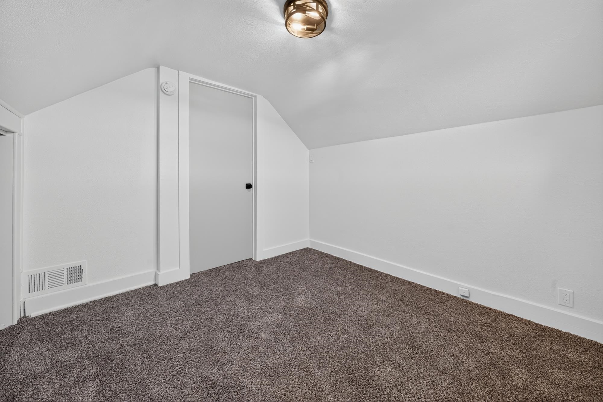 1503 E Wellesley Ave - Photo 29