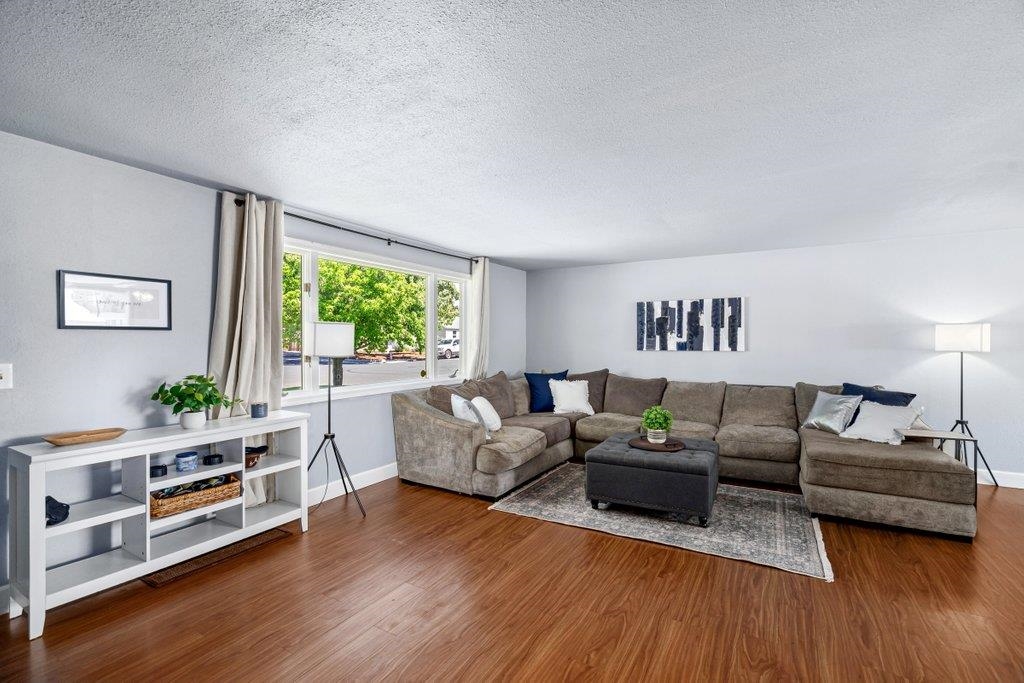 2803 W SANSON Ave - Photo 4