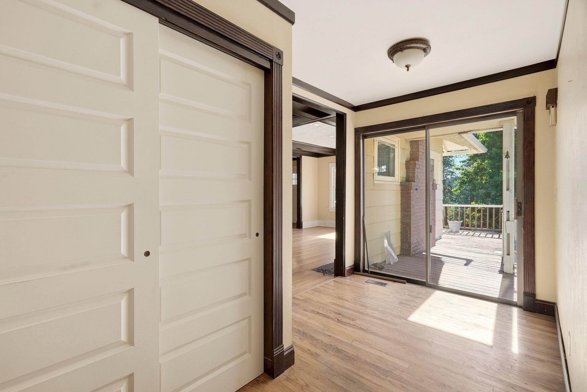 2828 W Thorpe Rd - Photo 11
