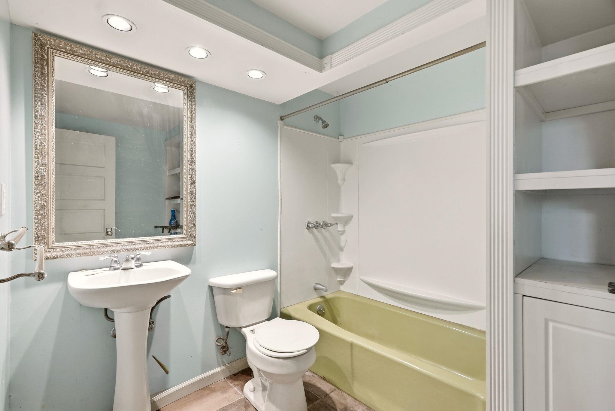 2828 W Thorpe Rd - Photo 29