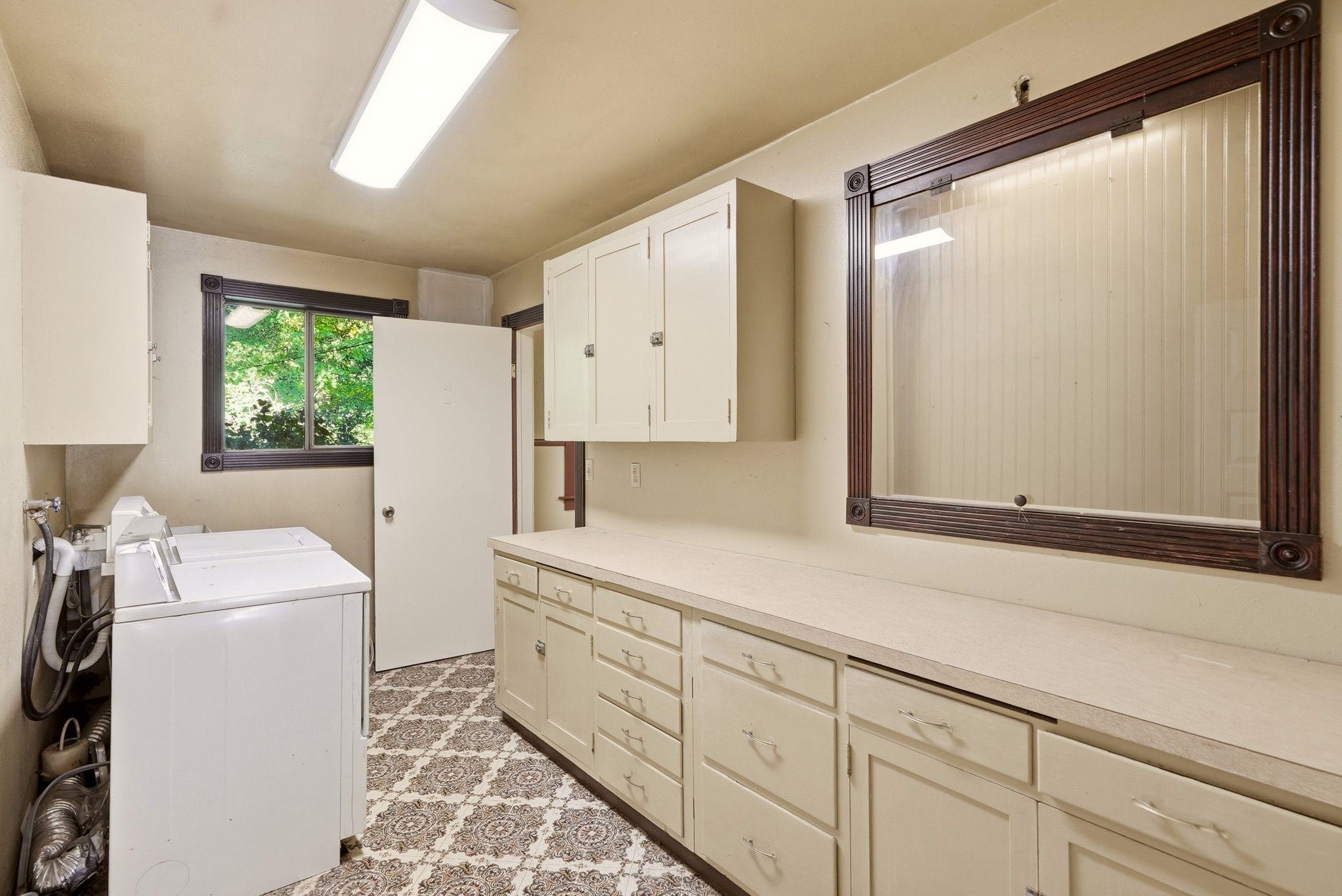 2828 W Thorpe Rd - Photo 38