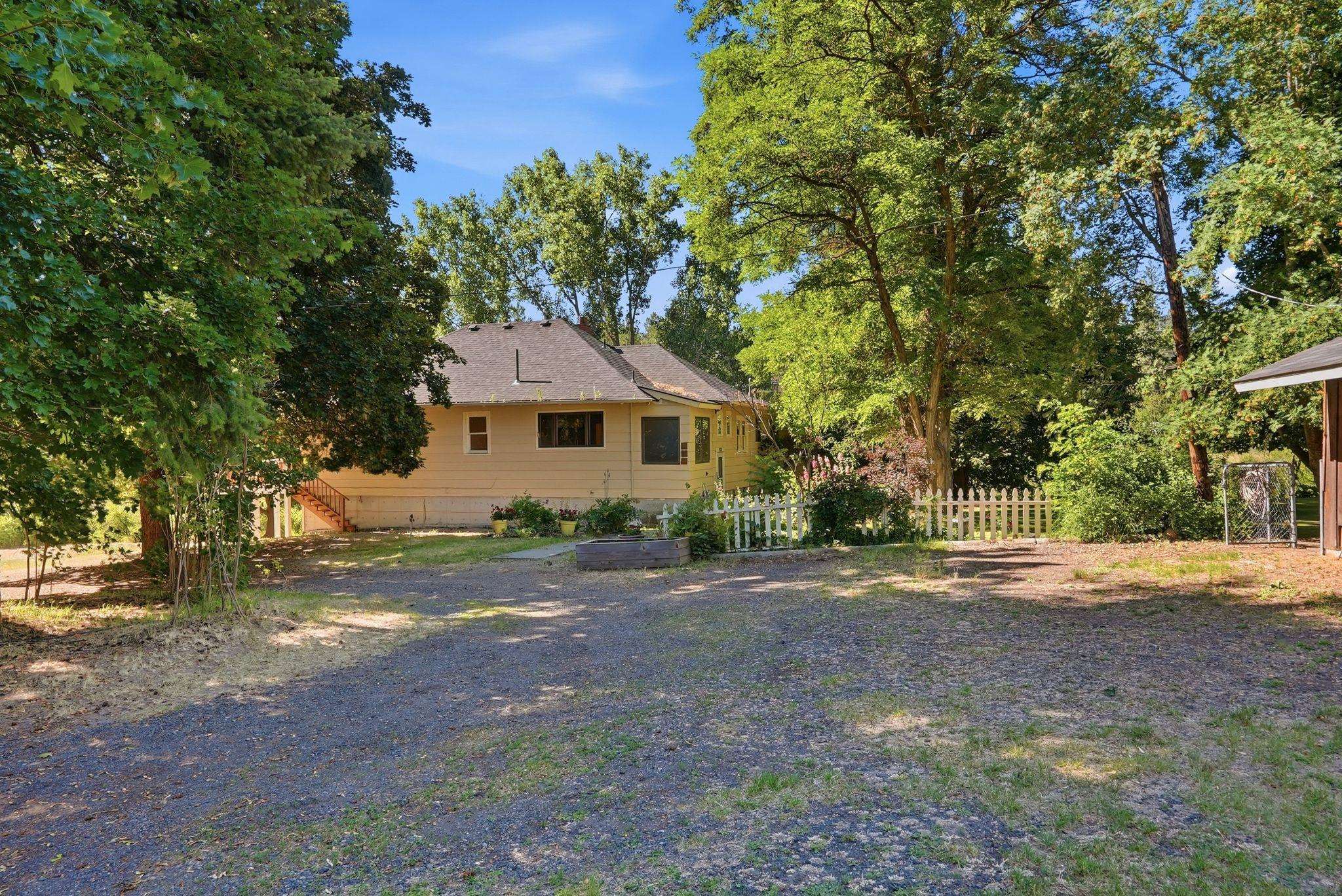 2828 W Thorpe Rd - Photo 5