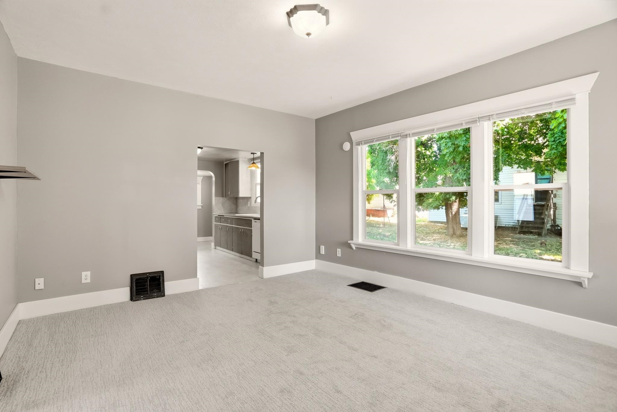 114 2nd St - Photo 6