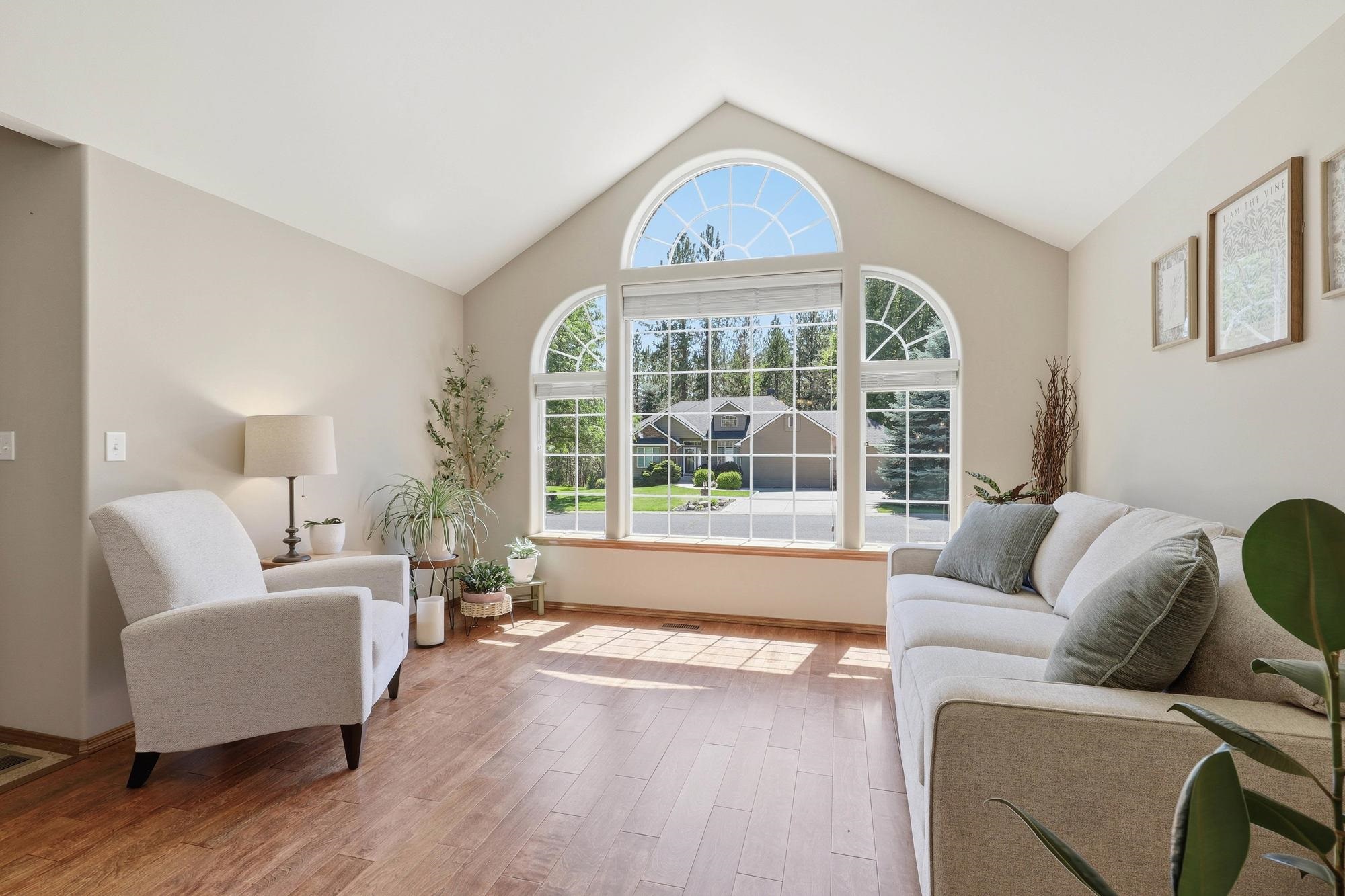 1013 E Blackhawk Dr - Photo 6